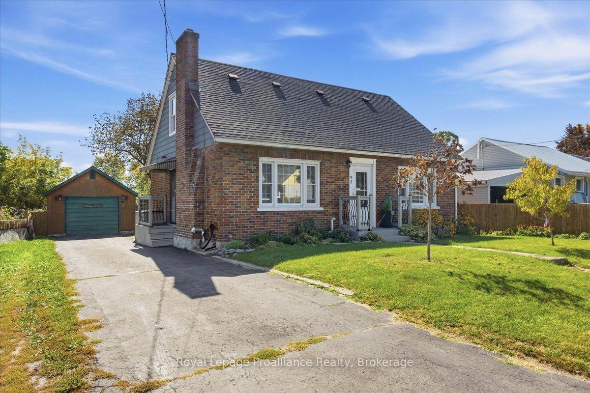 Photo 1 of 93 Bay Drive, Belleville, Belleville Ward — HOMEH