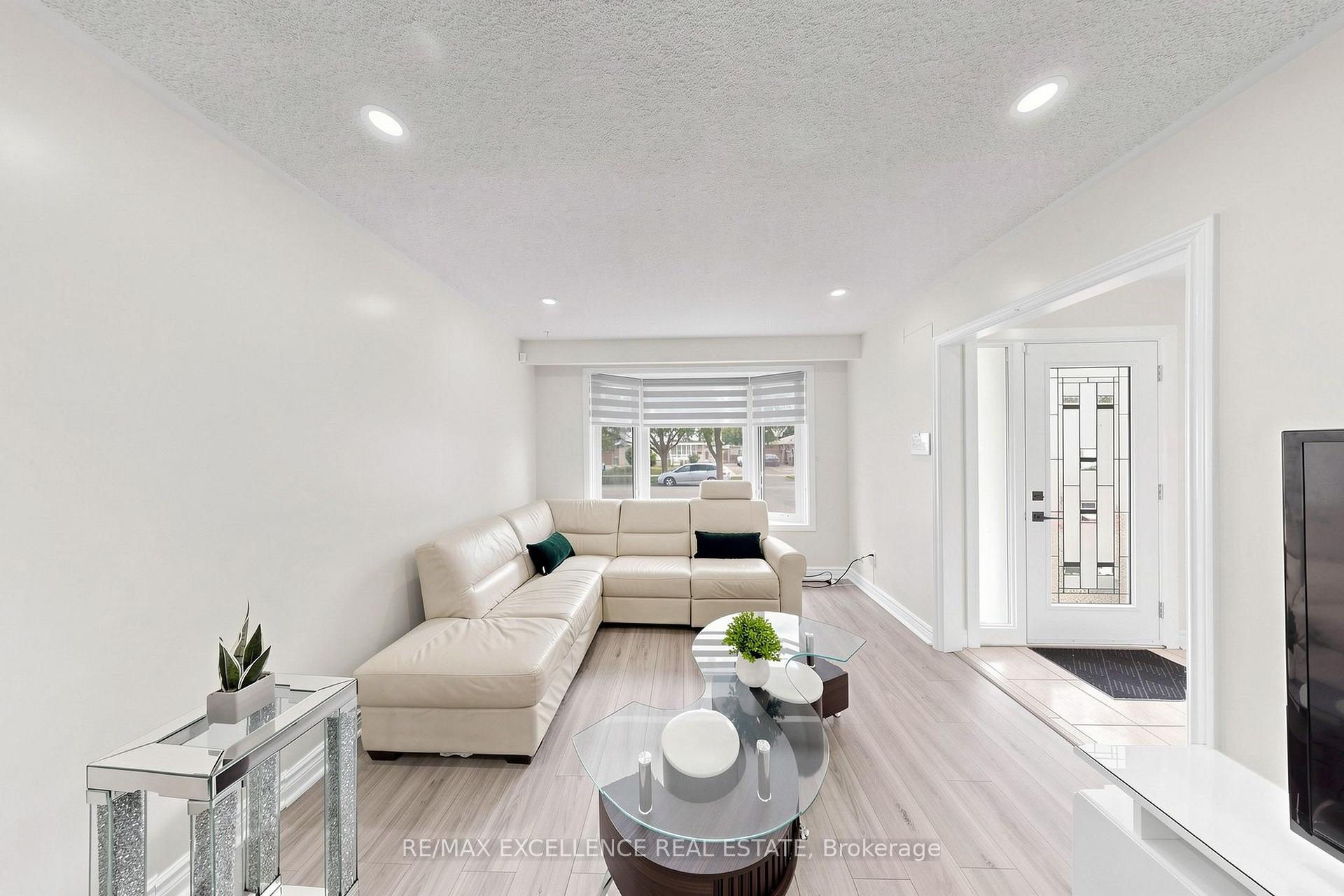 Photo 7 of 25 Graymar Road, Brampton, Northgate — HOMEH