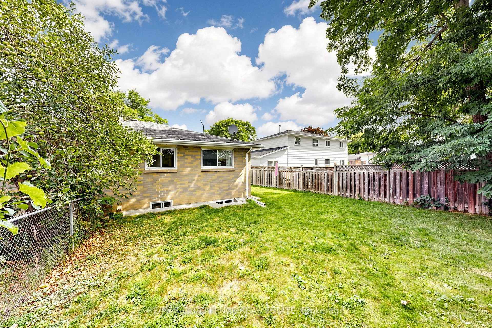 Photo 41 of 25 Graymar Road, Brampton, Northgate — HOMEH