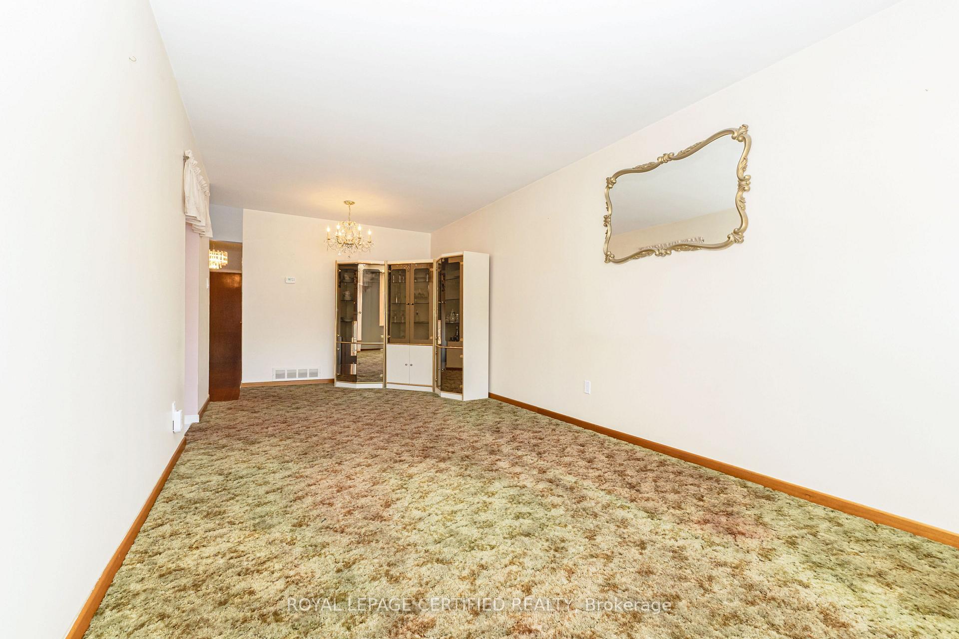 Photo 9 of 27 Milner Road, Brampton, Brampton East — HOMEH