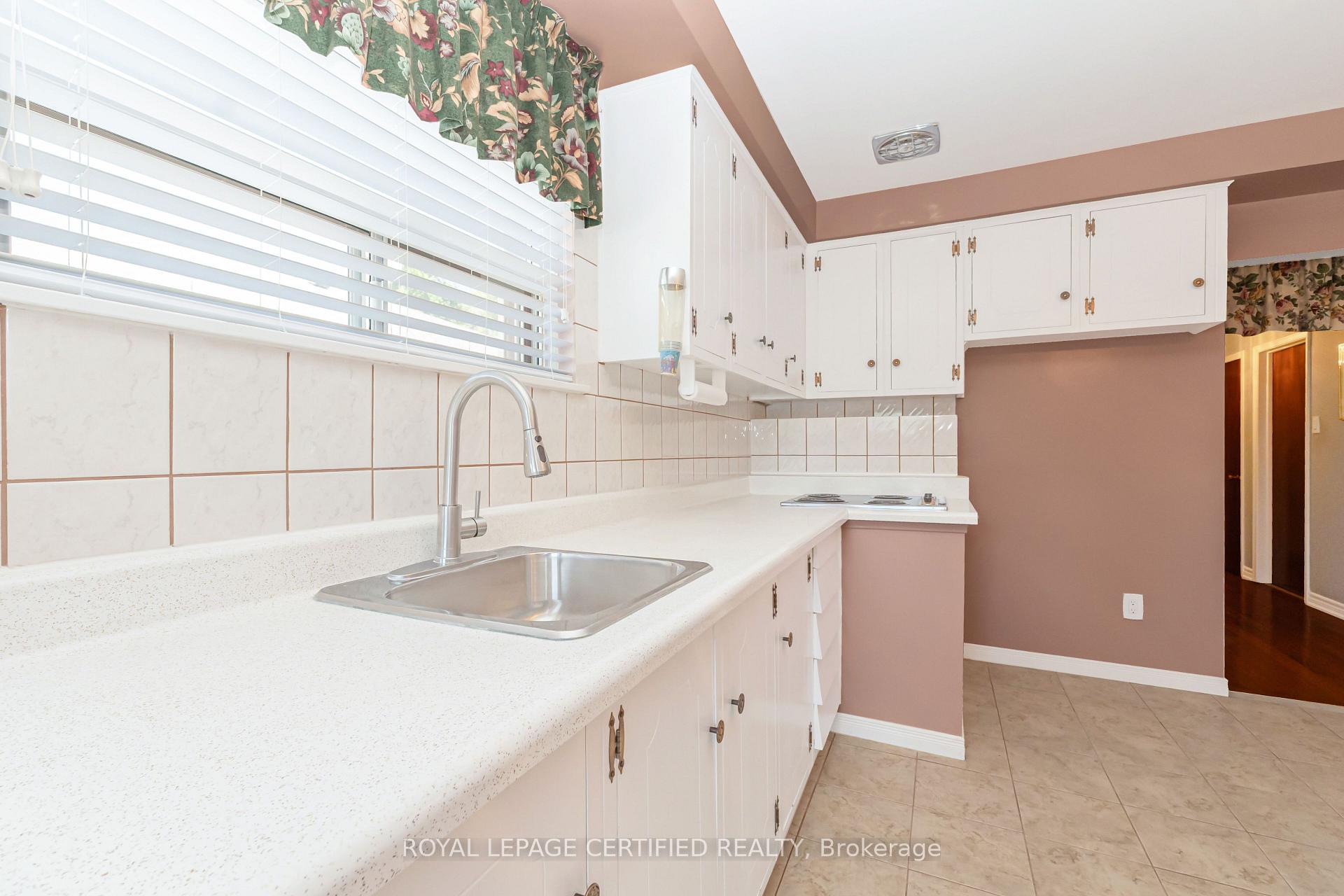 Photo 14 of 27 Milner Road, Brampton, Brampton East — HOMEH