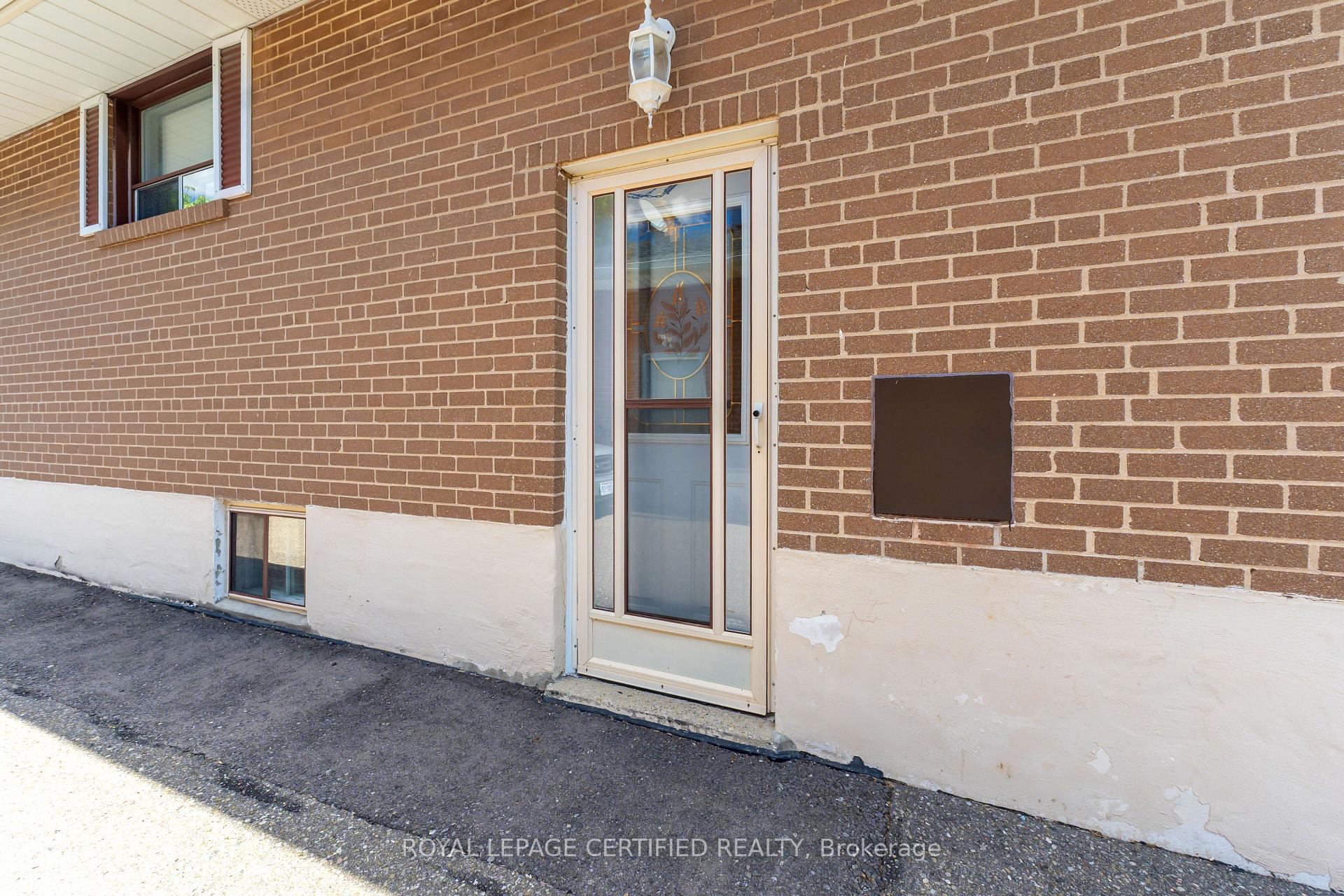 Photo 23 of 27 Milner Road, Brampton, Brampton East — HOMEH