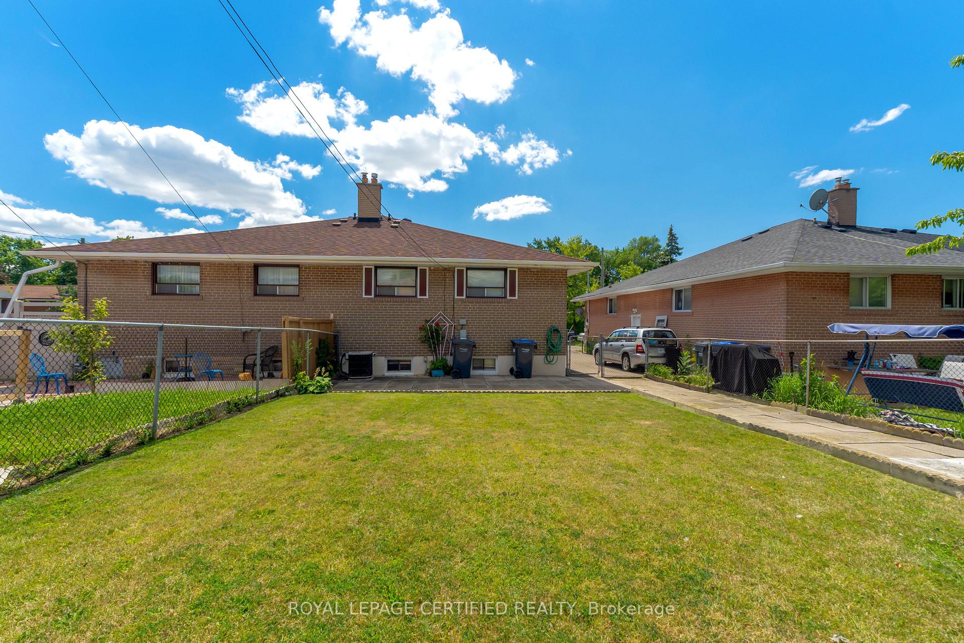 Photo 33 of 27 Milner Road, Brampton, Brampton East — HOMEH