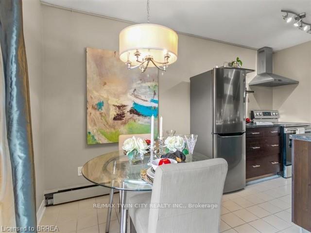 Photo 7 of Unit 303, 200 Charlton Avenue E, Hamilton, Corktown — HOMEH