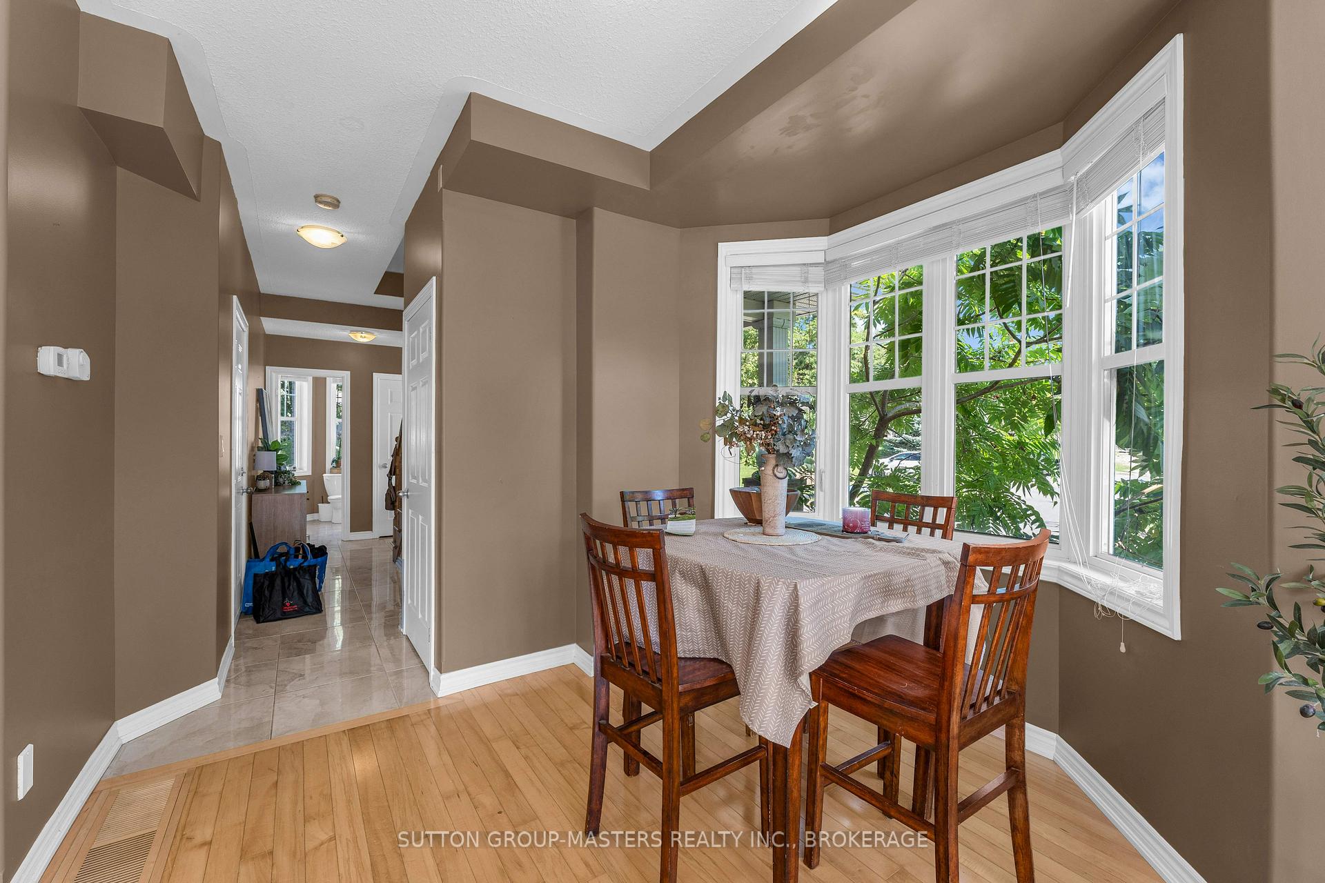 Photo 15 of 901 Newmarket Lane, Kingston, Rideau — HOMEH