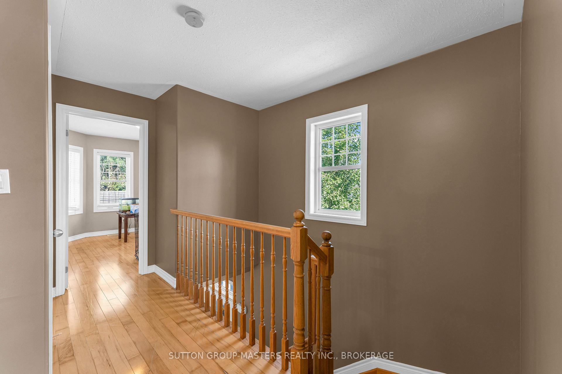 Photo 17 of 901 Newmarket Lane, Kingston, Rideau — HOMEH