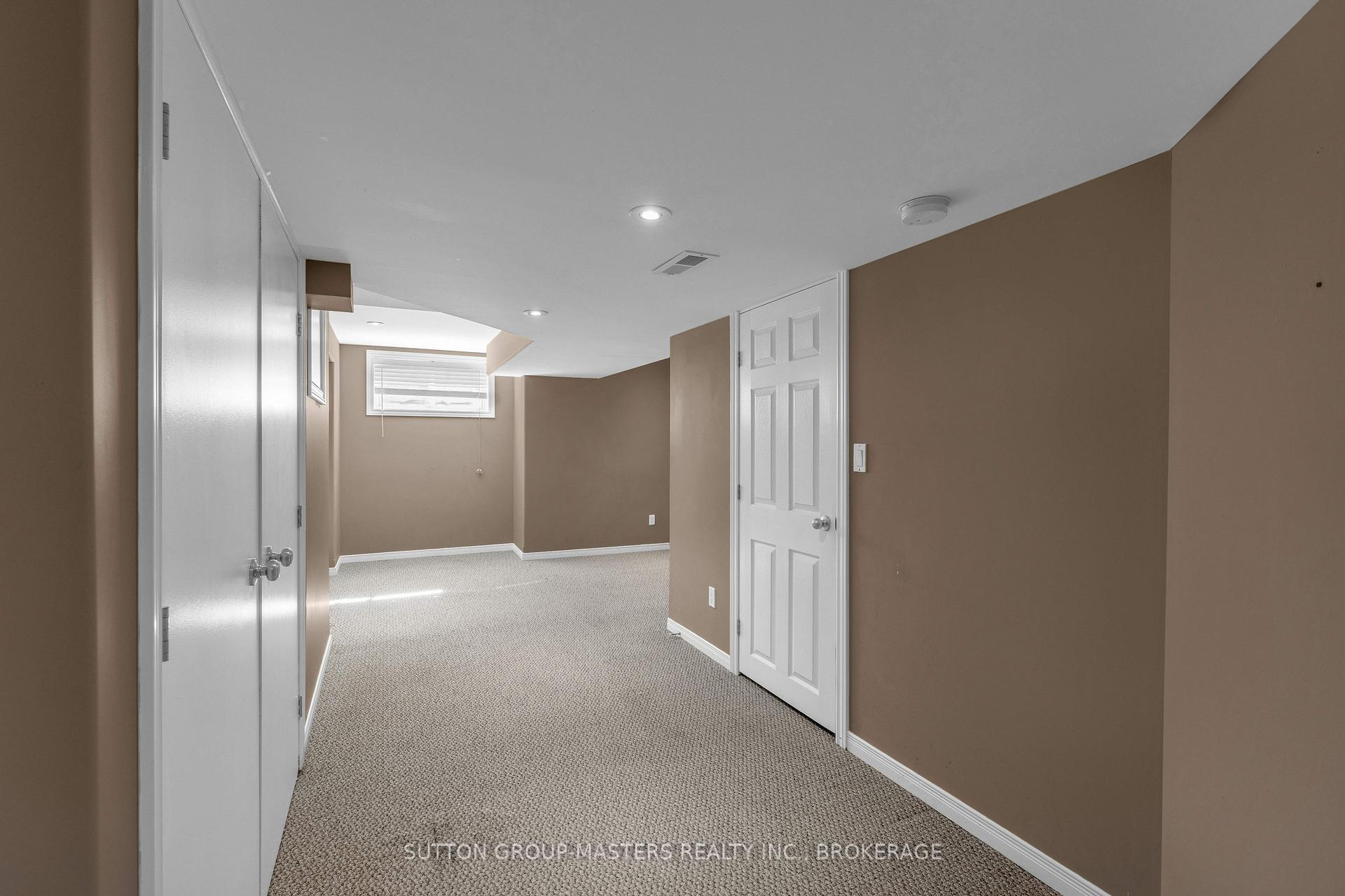Photo 32 of 901 Newmarket Lane, Kingston, Rideau — HOMEH