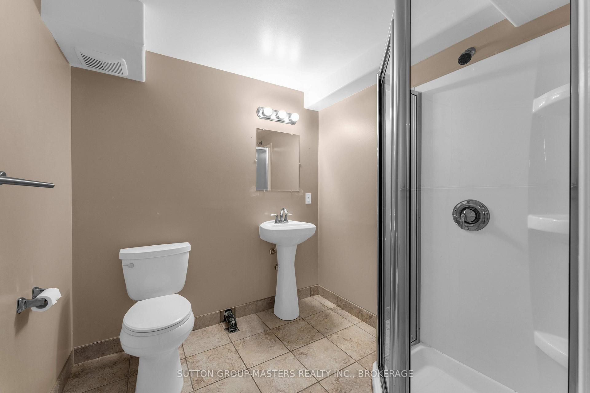 Photo 37 of 901 Newmarket Lane, Kingston, Rideau — HOMEH