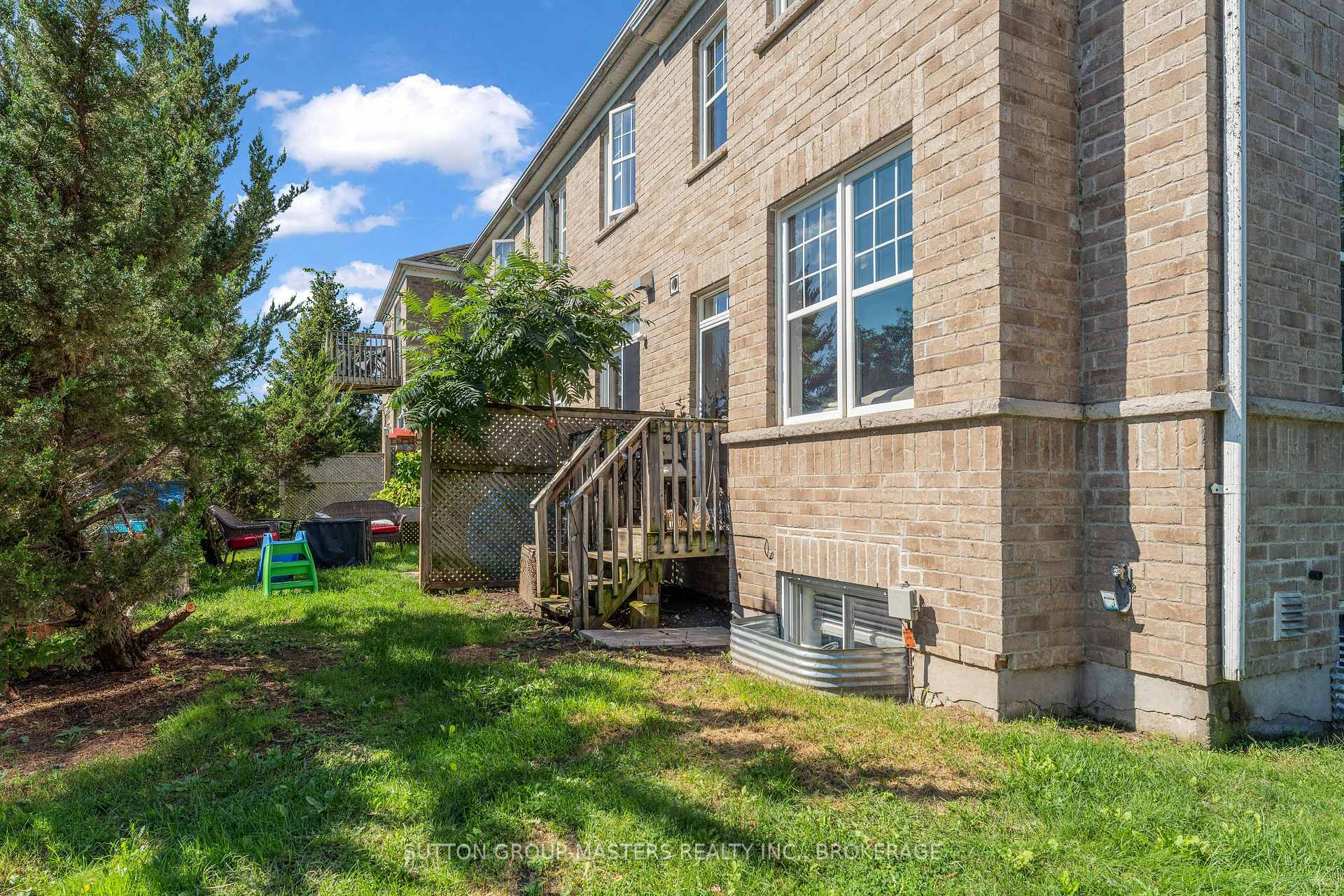 Photo 38 of 901 Newmarket Lane, Kingston, Rideau — HOMEH