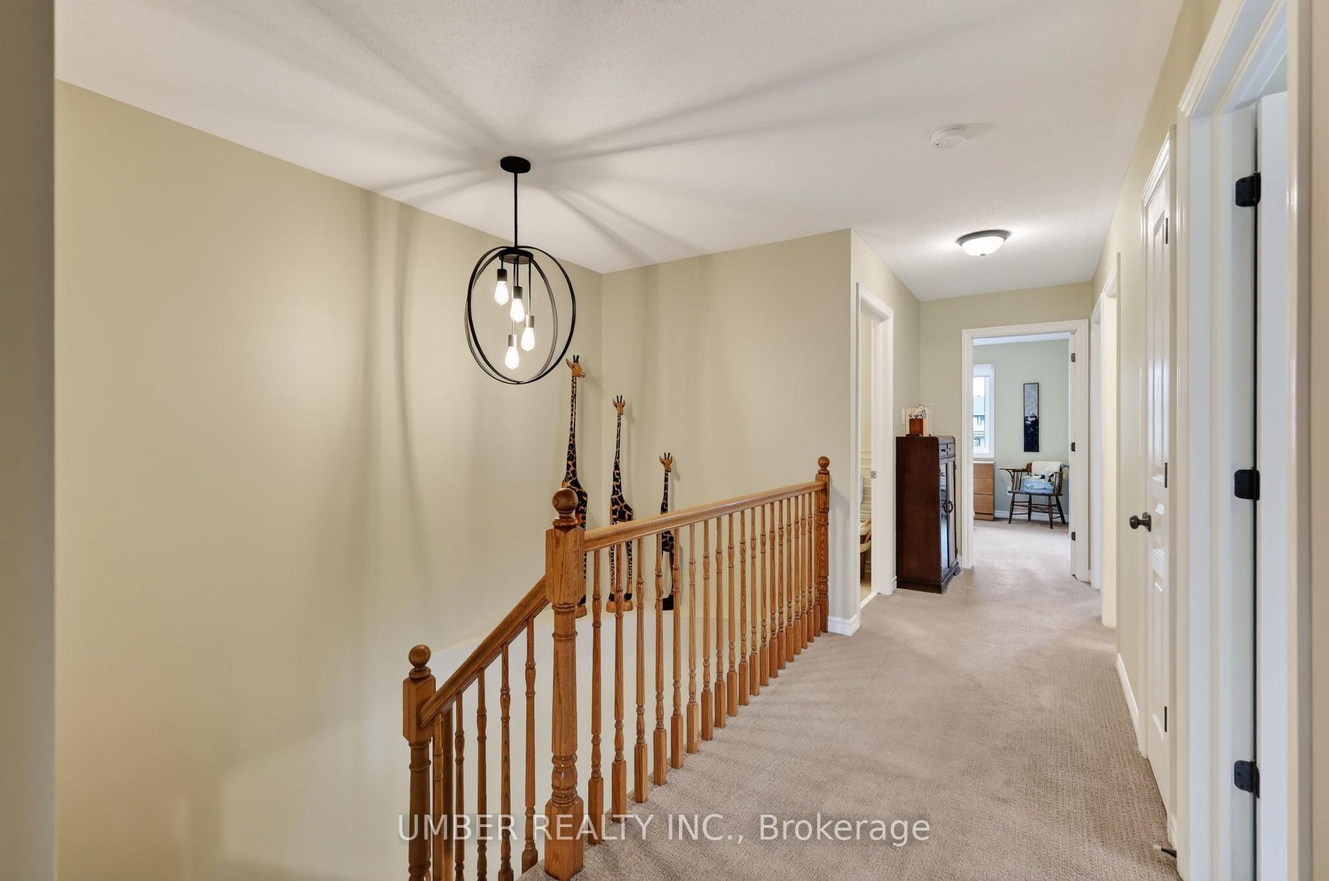 Photo 12 of 136 Windance Crescent, Ottawa, Kanata - Morgan's Grant/South March — HOMEH