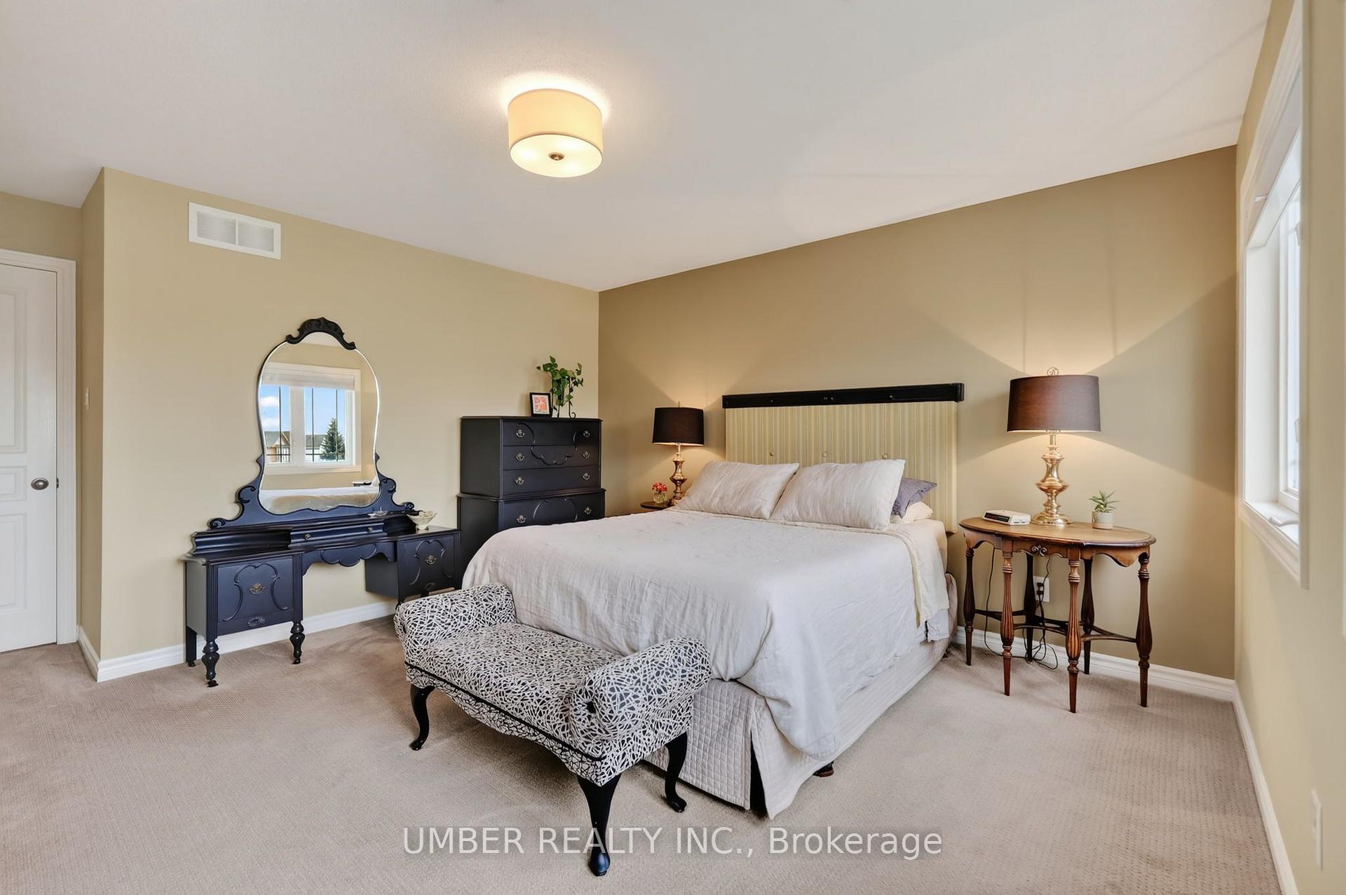 Photo 13 of 136 Windance Crescent, Ottawa, Kanata - Morgan's Grant/South March — HOMEH