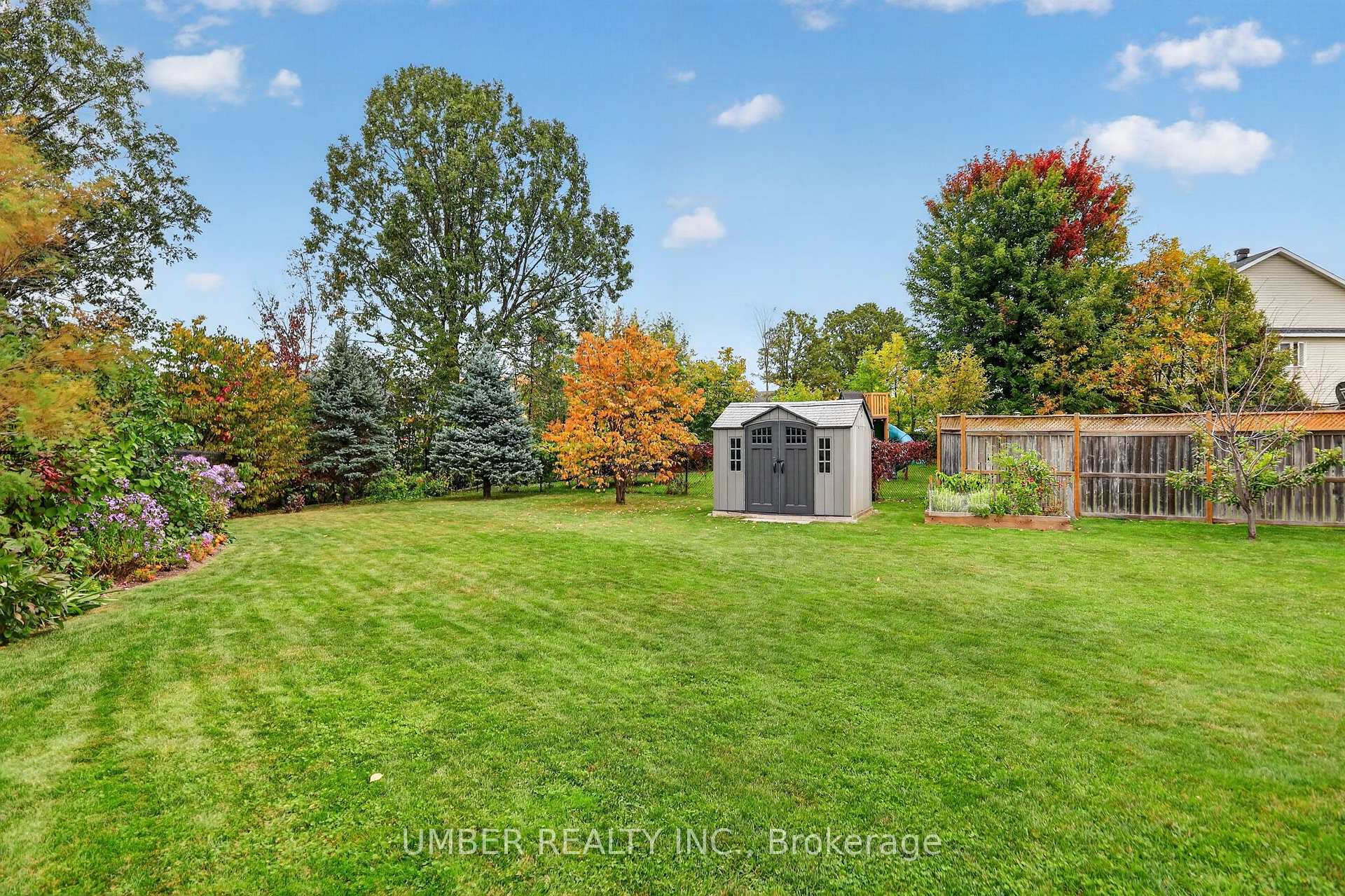 Photo 25 of 136 Windance Crescent, Ottawa, Kanata - Morgan's Grant/South March — HOMEH