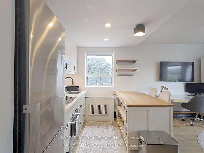 Photo 2 of Unit 301, 204 Kingston Road, Toronto, Woodbine Corridor — HOMEH