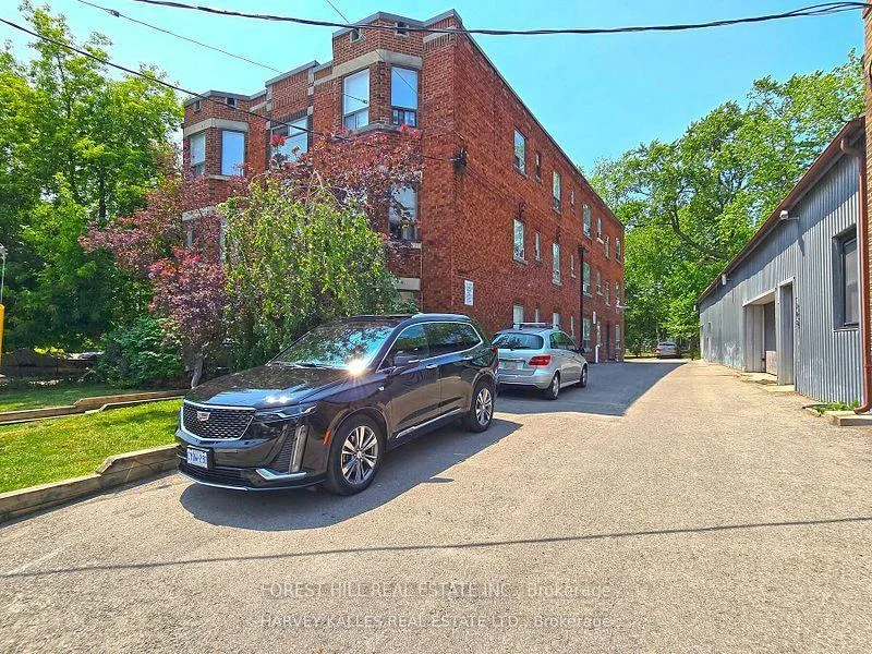 Photo 17 of Unit 301, 204 Kingston Road, Toronto, Woodbine Corridor — HOMEH