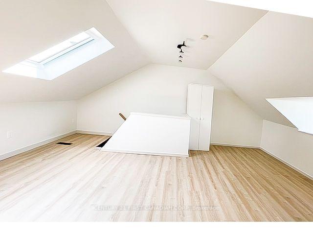 Photo 13 of Unit Apt 2, 859 Dundas Street, London, East L — HOMEH