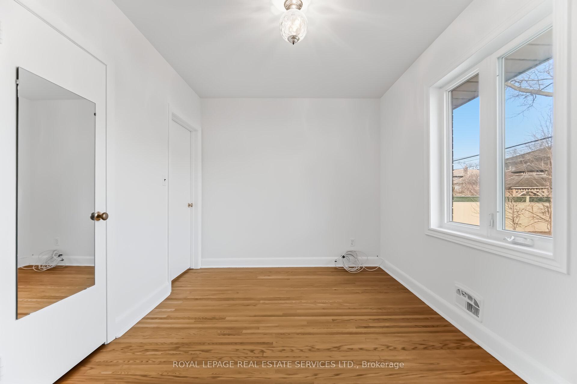 Photo 28 of 46 Cardigan Road, Etobicoke, Stonegate-Queensway — HOMEH