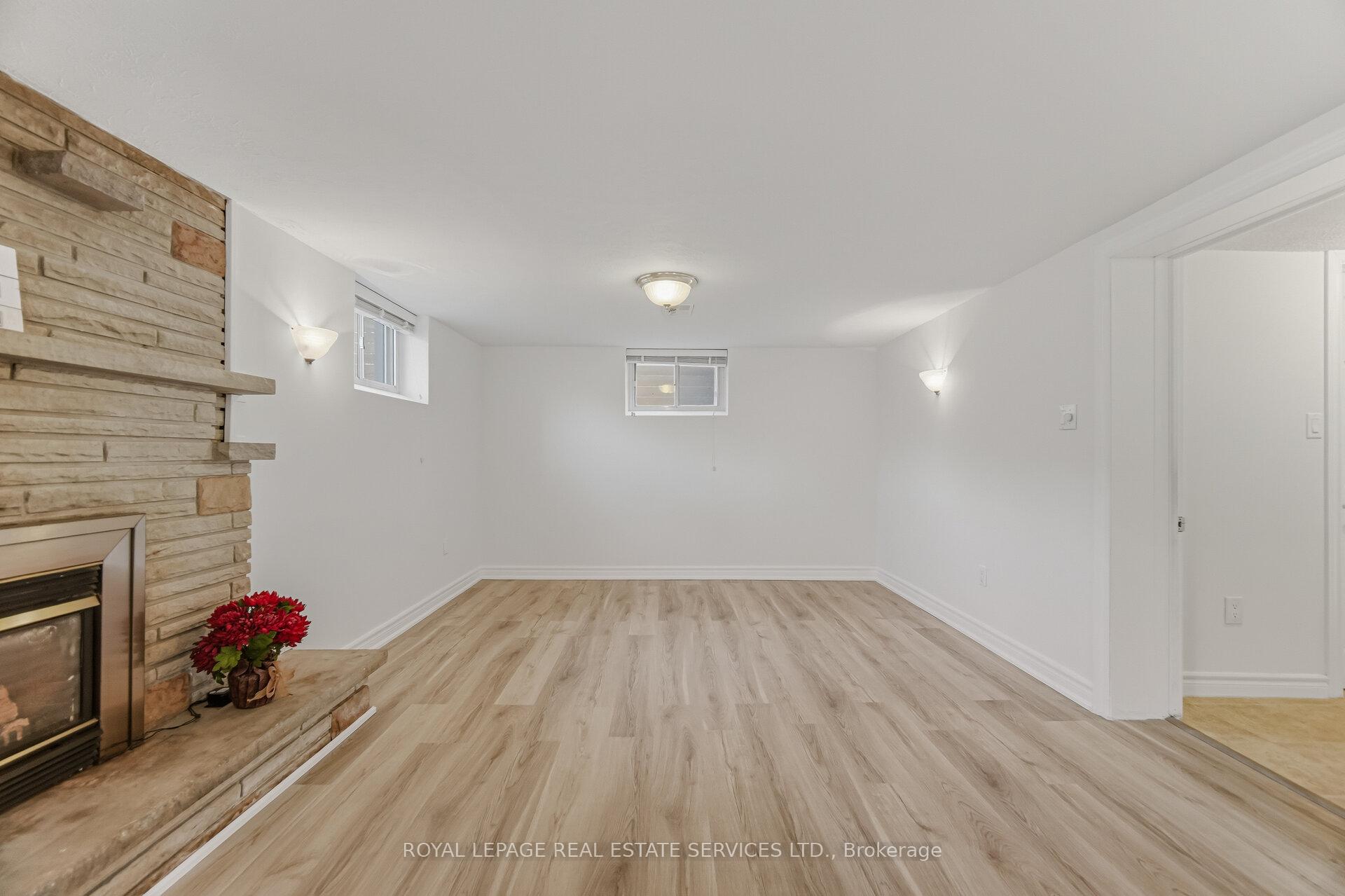Photo 38 of 46 Cardigan Road, Etobicoke, Stonegate-Queensway — HOMEH