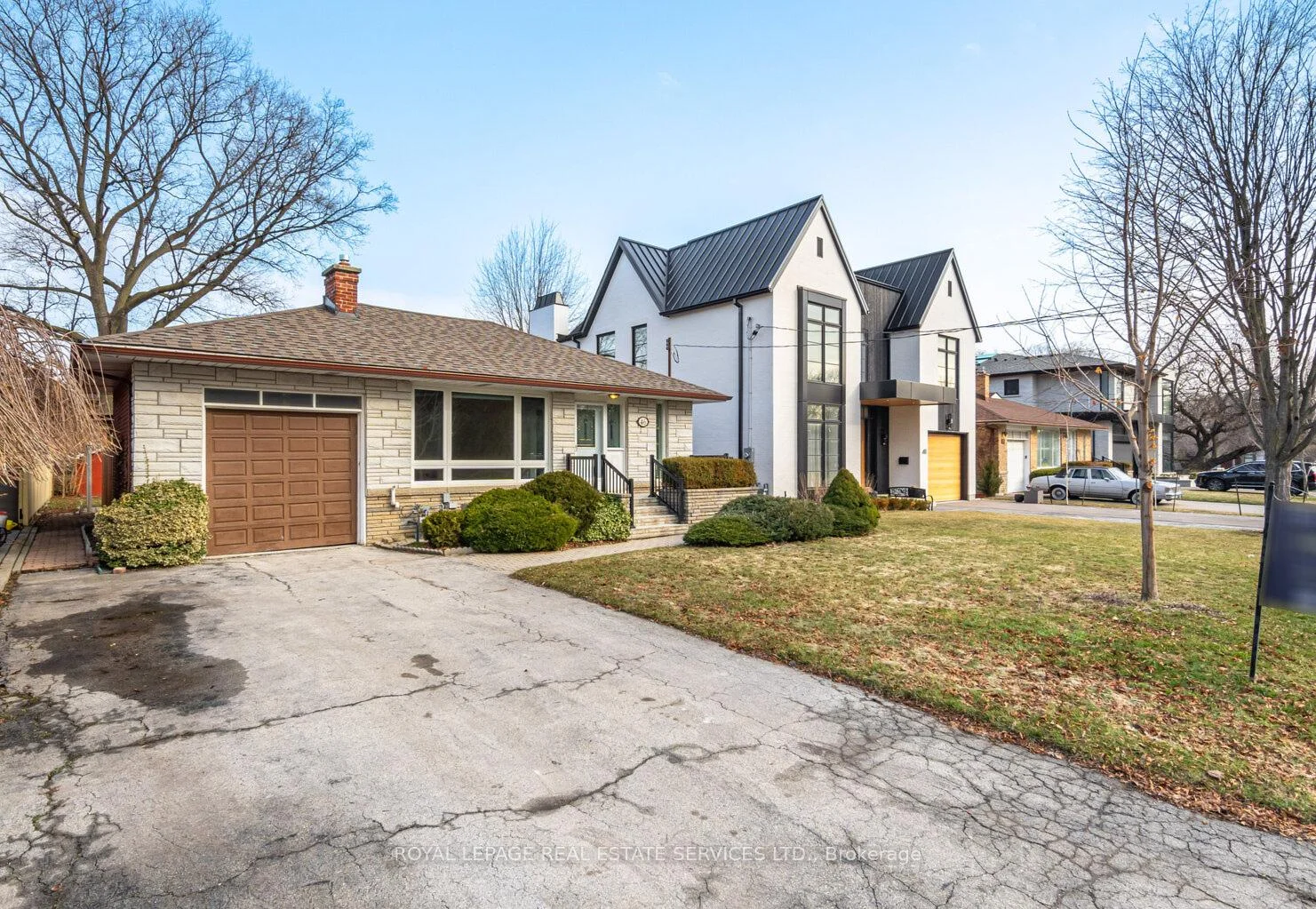 Photo 5 of 46 Cardigan Road, Etobicoke, Stonegate-Queensway — HOMEH