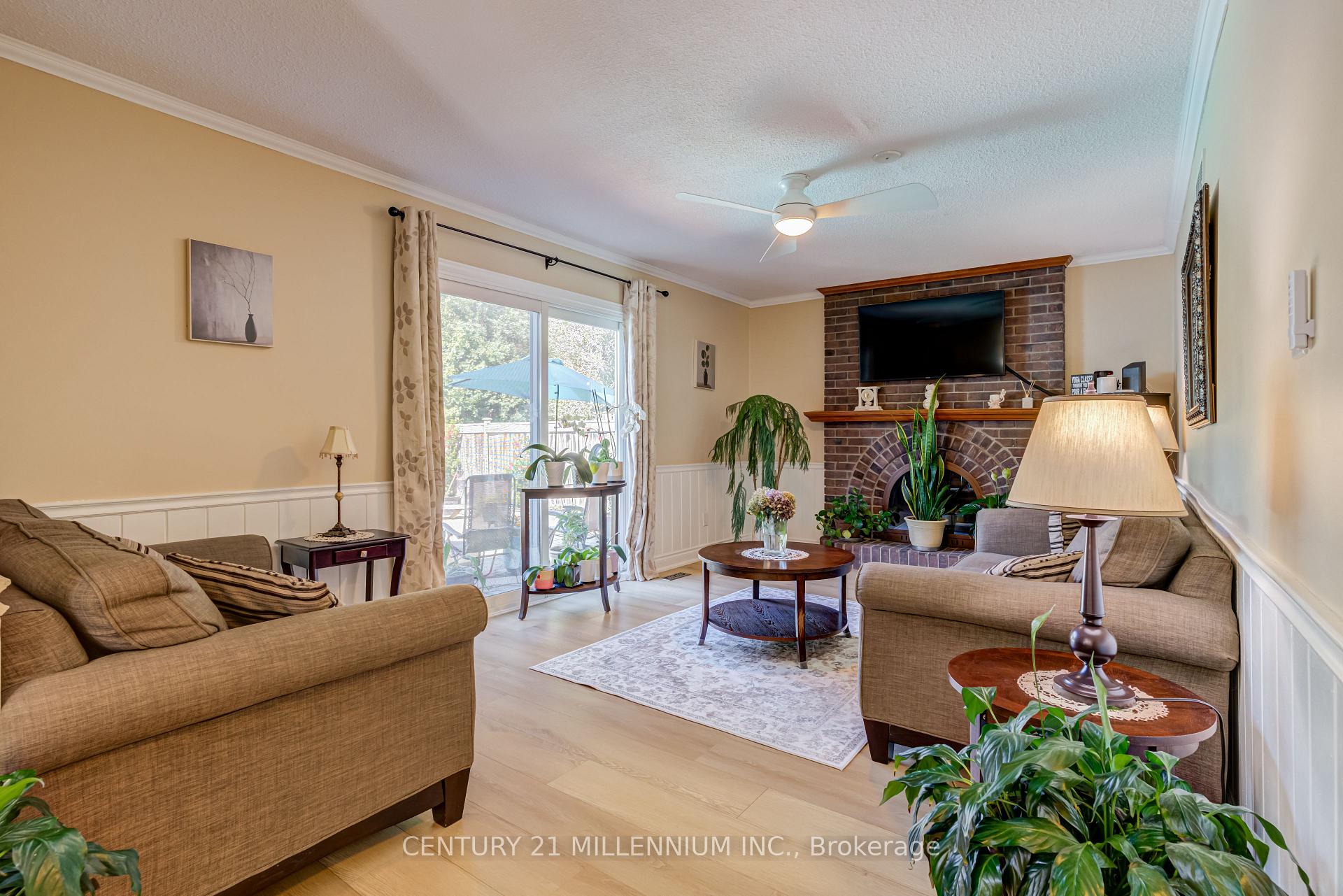 Photo 11 of 126 Elgin Drive, Brampton, Brampton South — HOMEH