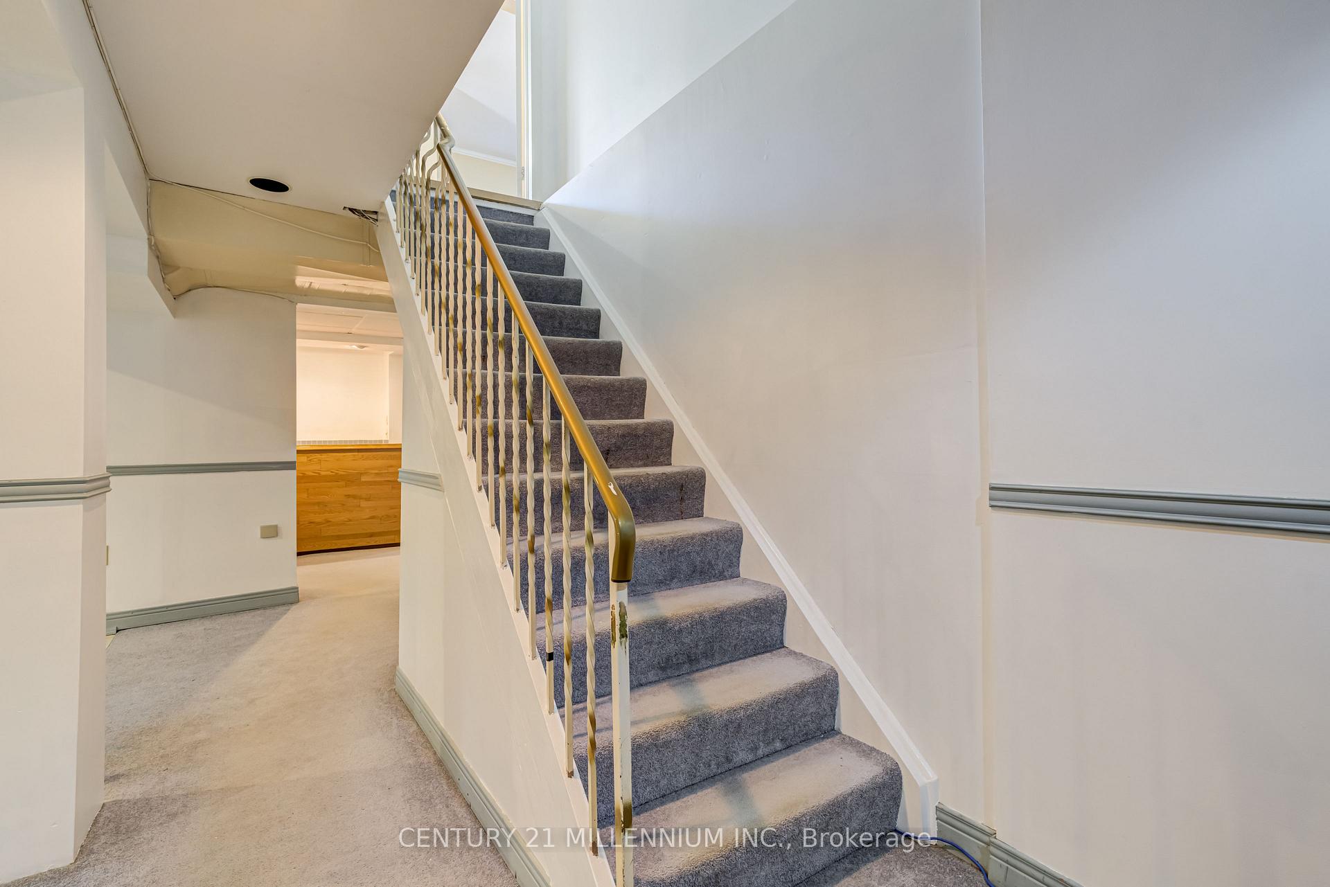 Photo 27 of 126 Elgin Drive, Brampton, Brampton South — HOMEH