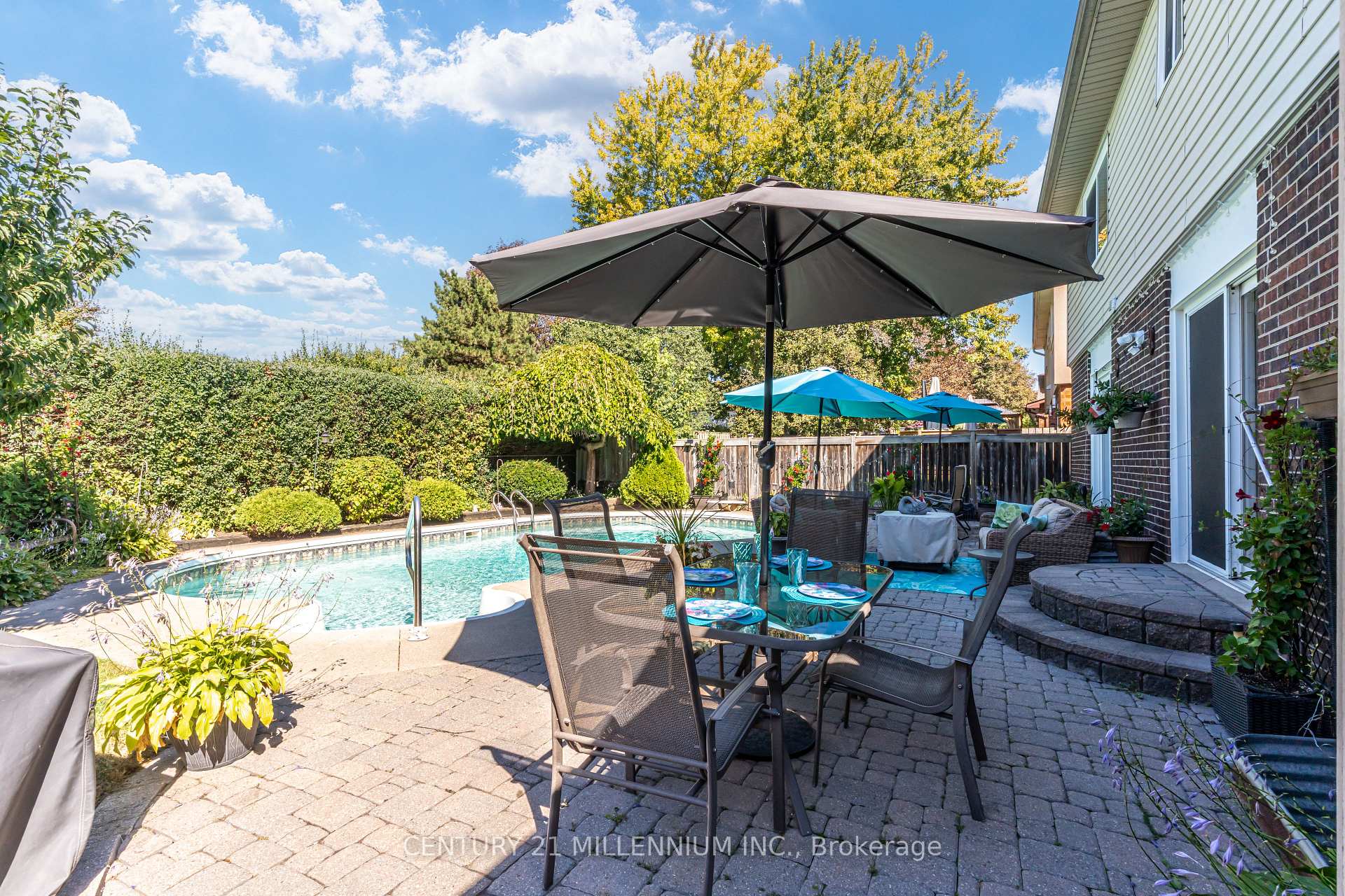 Photo 38 of 126 Elgin Drive, Brampton, Brampton South — HOMEH