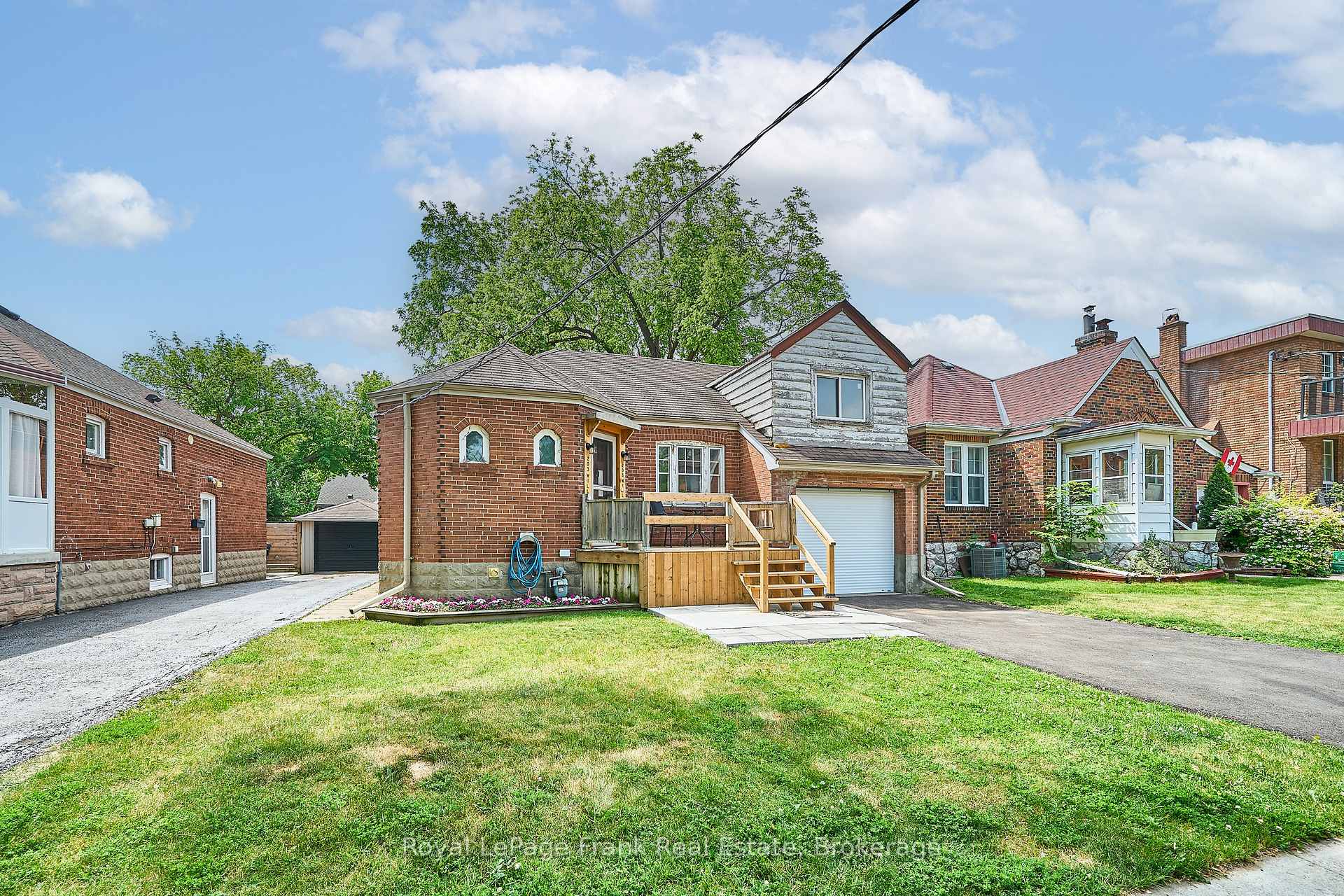 Photo 2 of 203 William Street, North York, Weston — HOMEH