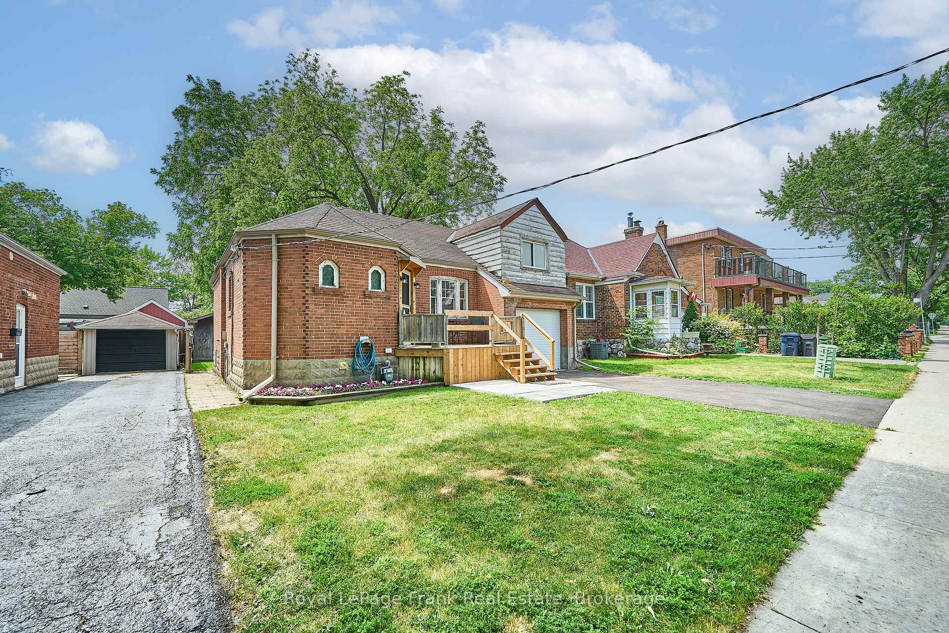 Photo 3 of 203 William Street, North York, Weston — HOMEH