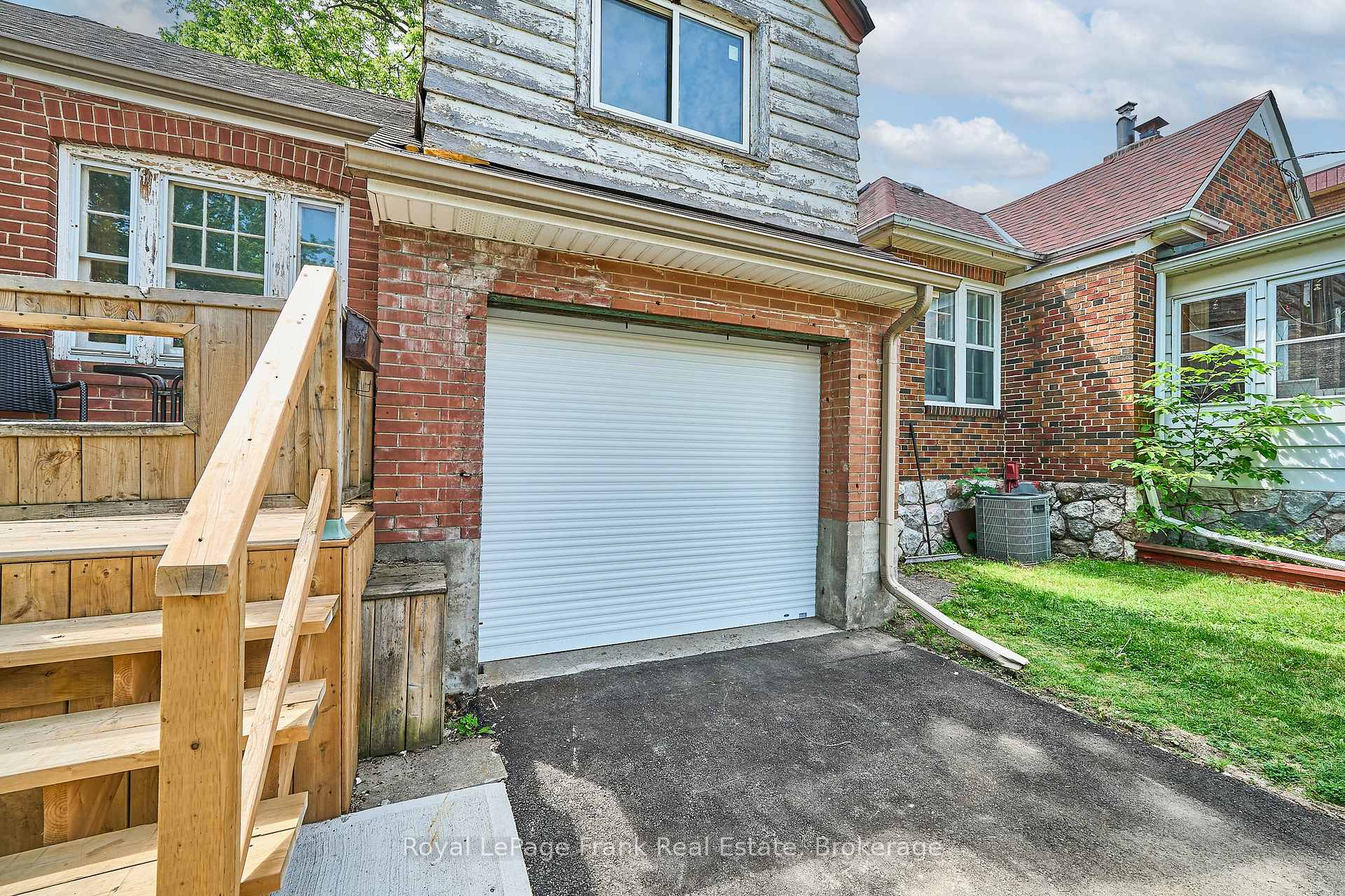 Photo 4 of 203 William Street, North York, Weston — HOMEH