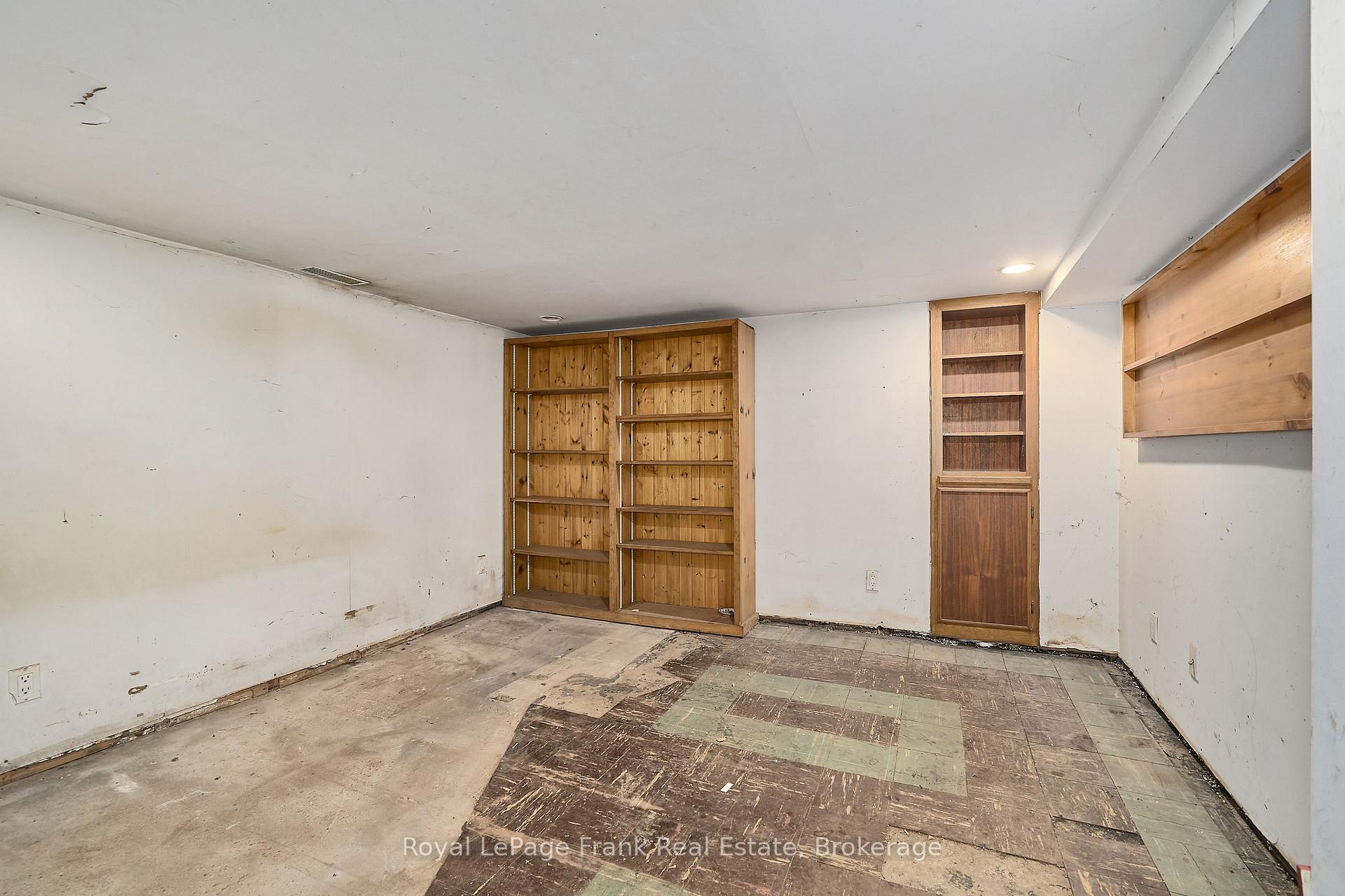 Photo 22 of 203 William Street, North York, Weston — HOMEH