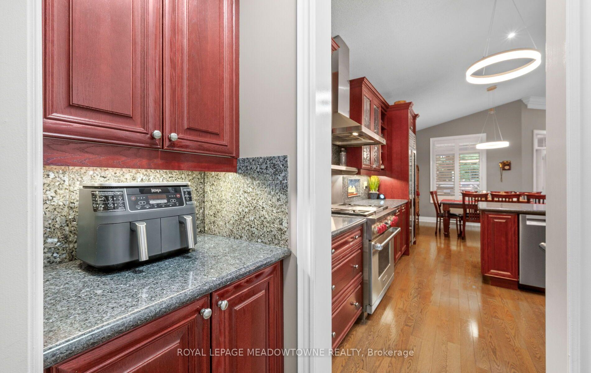 Photo 25 of 5 McNutt Street, Brampton, Bram West — HOMEH