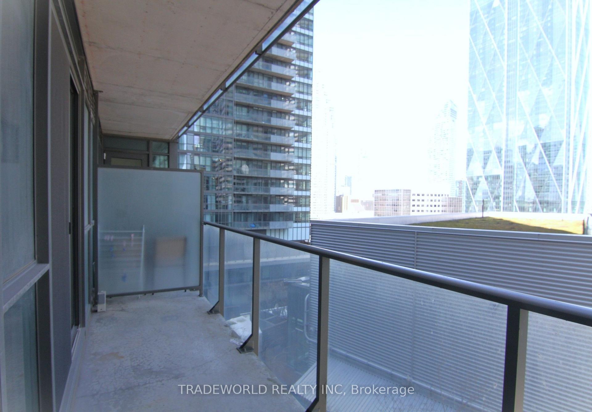 Photo 10 of Unit 1206, 55 Bremner Boulevard, Toronto, Waterfront Communities — HOMEH