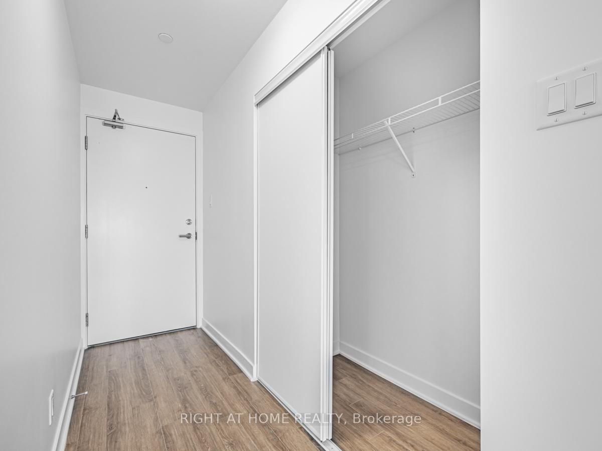 Photo 4 of Unit 401, 55 Clarington Boulevard, Clarington, Bowmanville — HOMEH