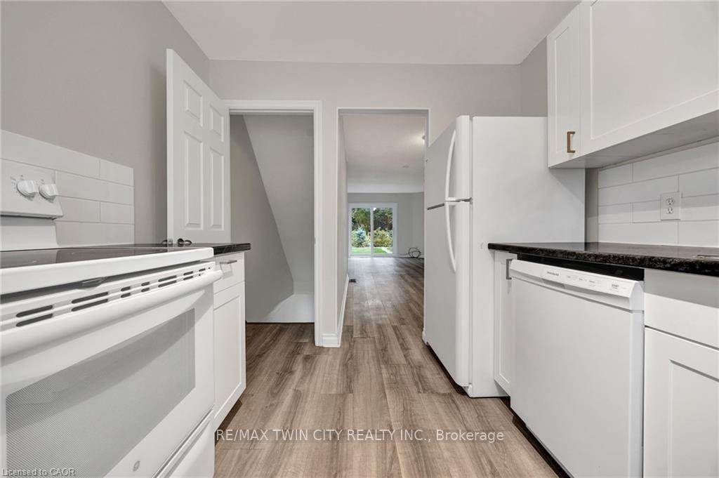 Photo 3 of Unit C, 655 Albert Street, Waterloo, Lakeshore Village — HOMEH