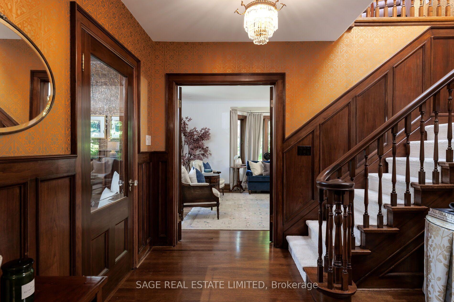 Photo 4 of 51 King Georges Road, Etobicoke, Kingsway South — HOMEH