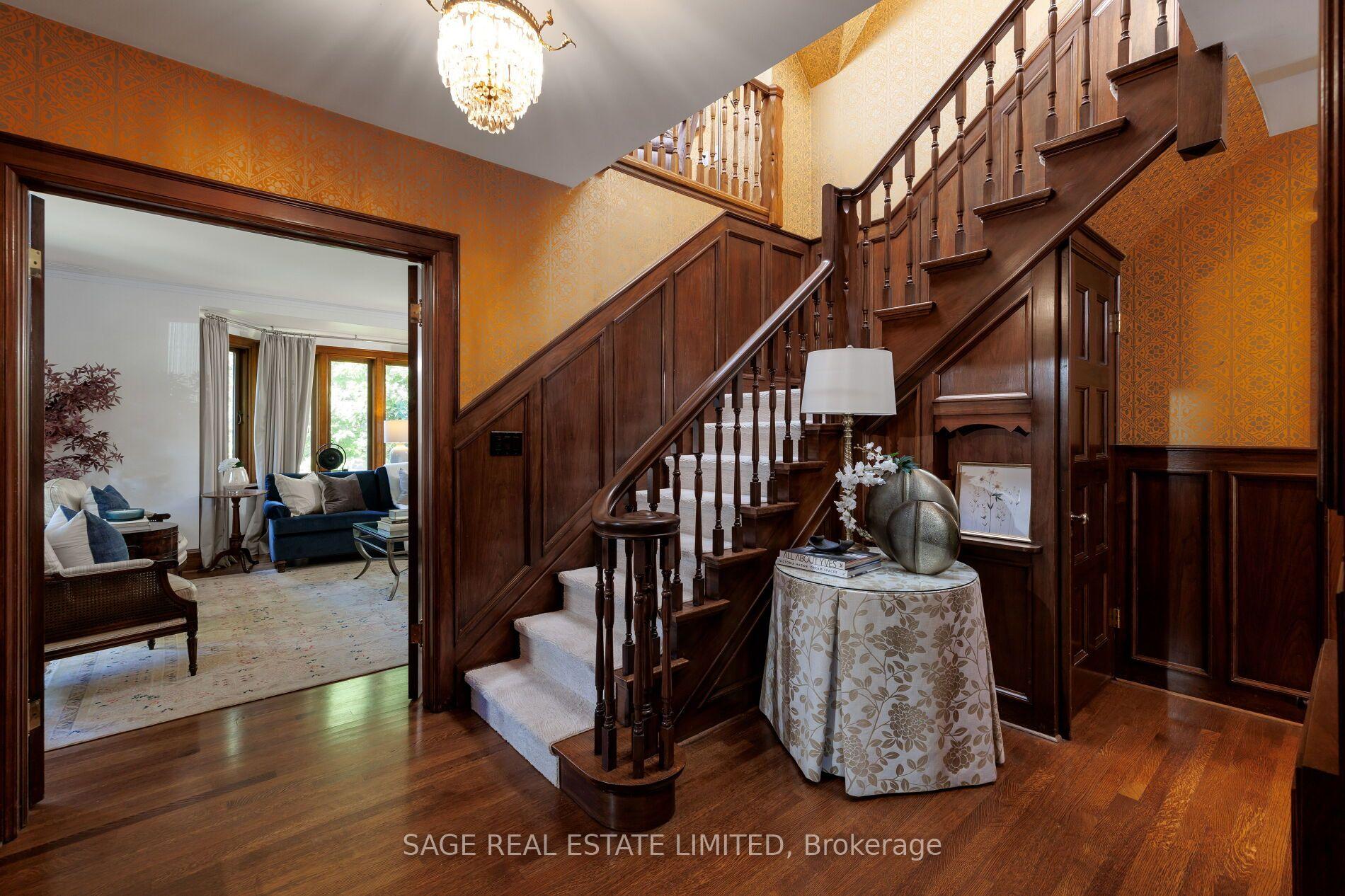 Photo 5 of 51 King Georges Road, Etobicoke, Kingsway South — HOMEH