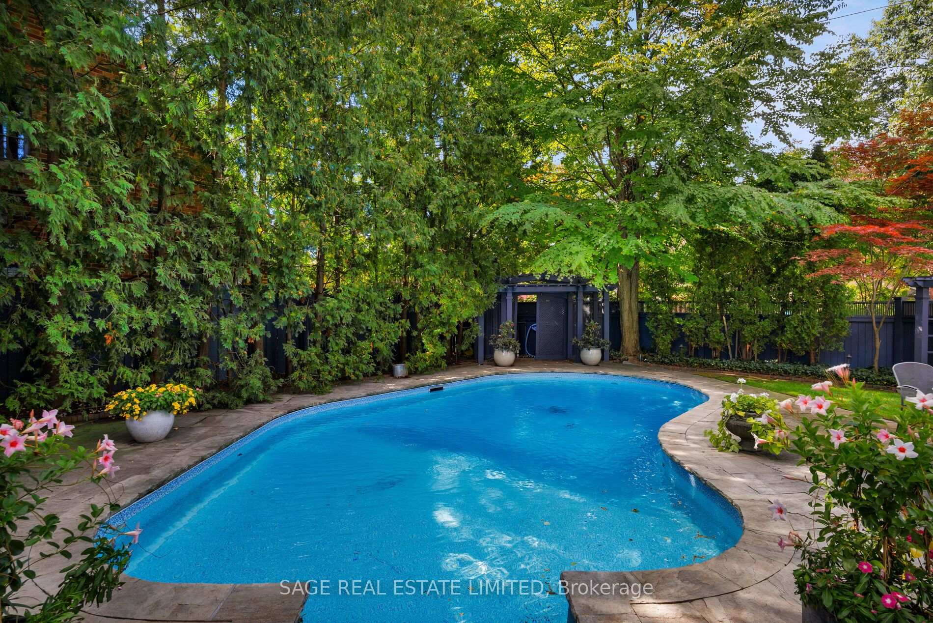 Photo 24 of 51 King Georges Road, Etobicoke, Kingsway South — HOMEH