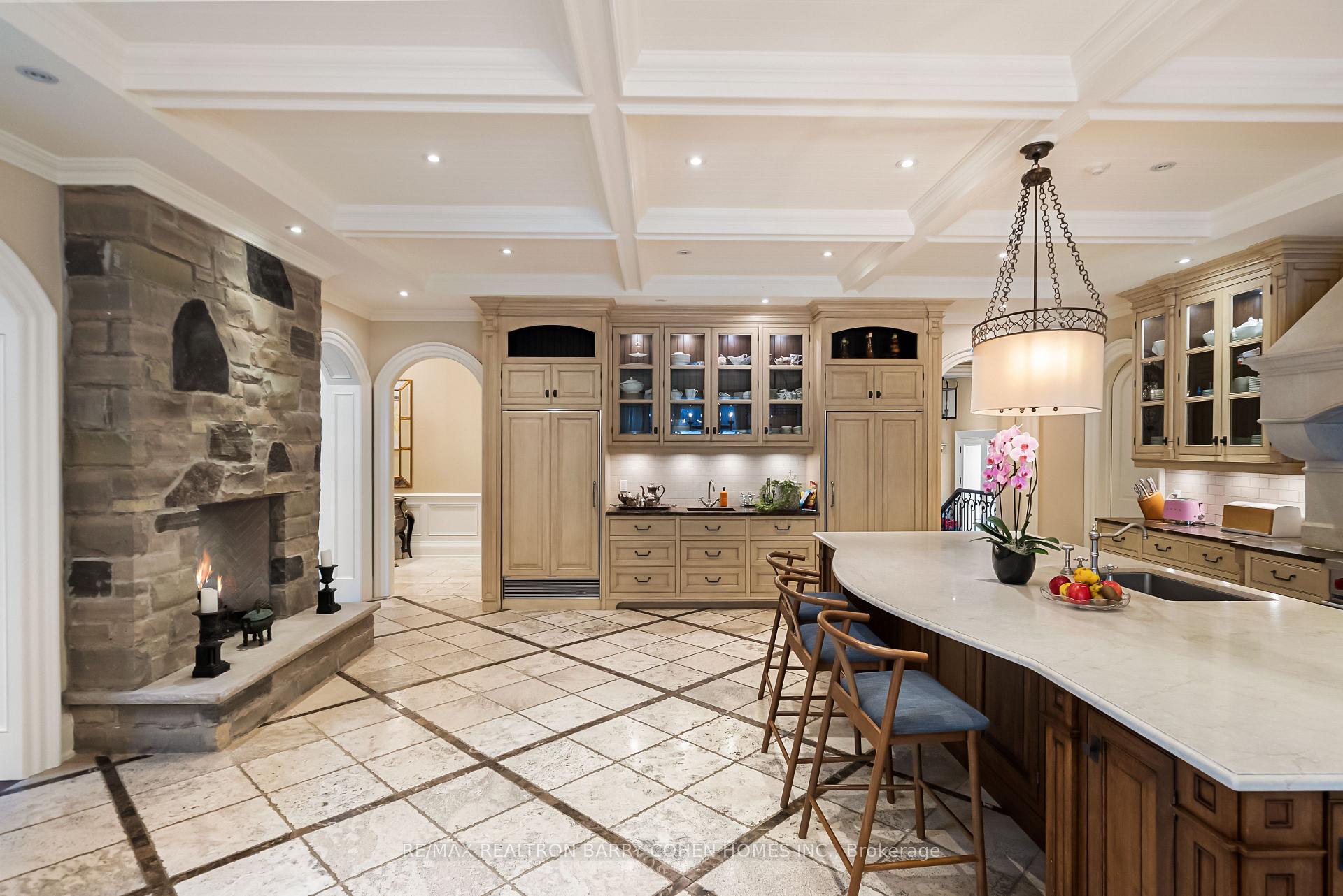 Photo 11 of 55 Thornbank Road, Vaughan, Uplands — HOMEH