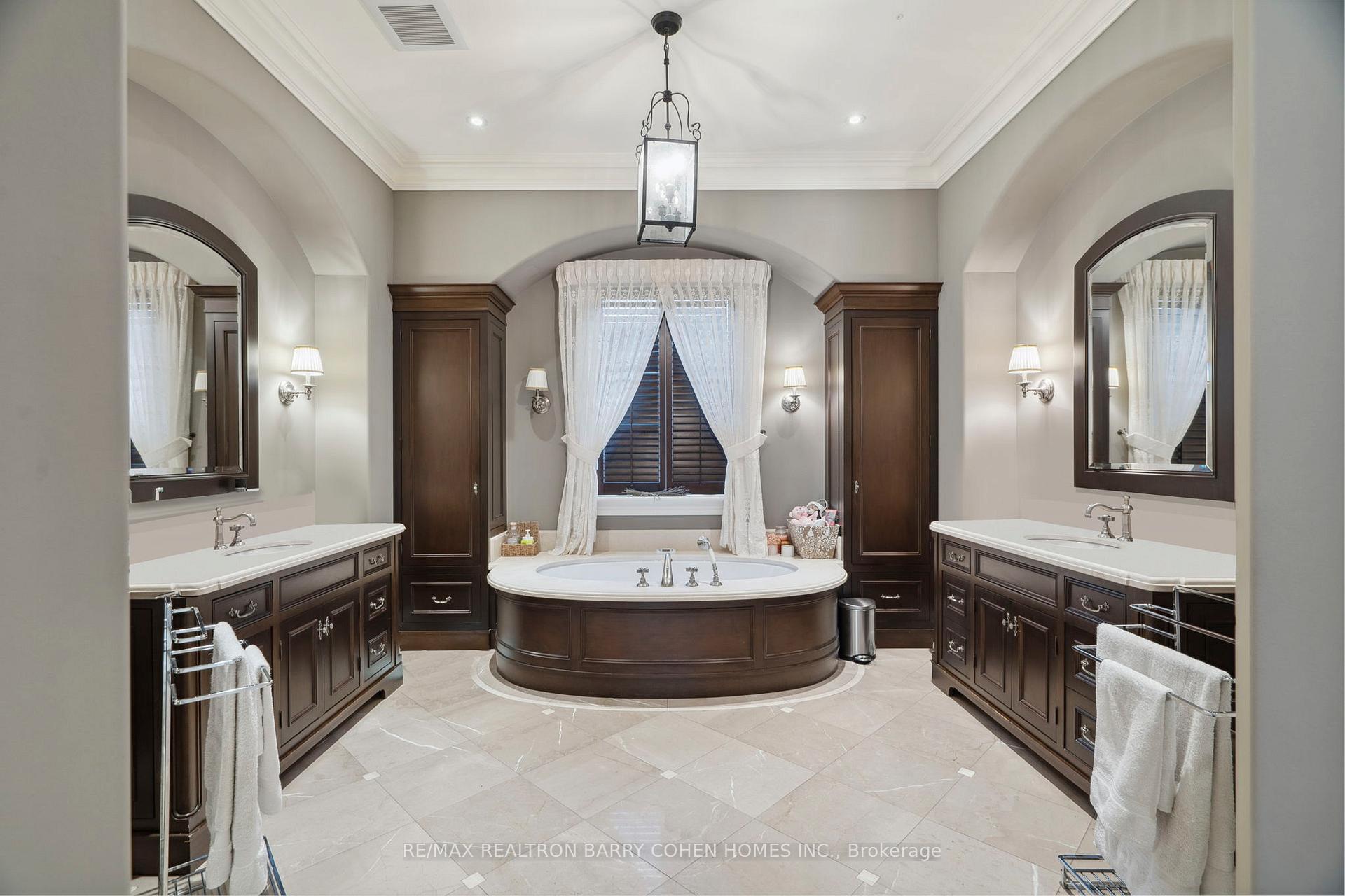Photo 21 of 55 Thornbank Road, Vaughan, Uplands — HOMEH