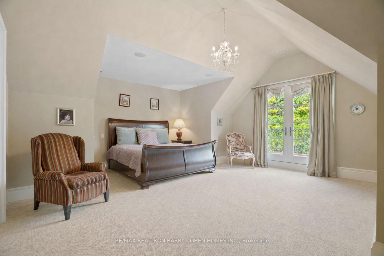 Photo 24 of 55 Thornbank Road, Vaughan, Uplands — HOMEH