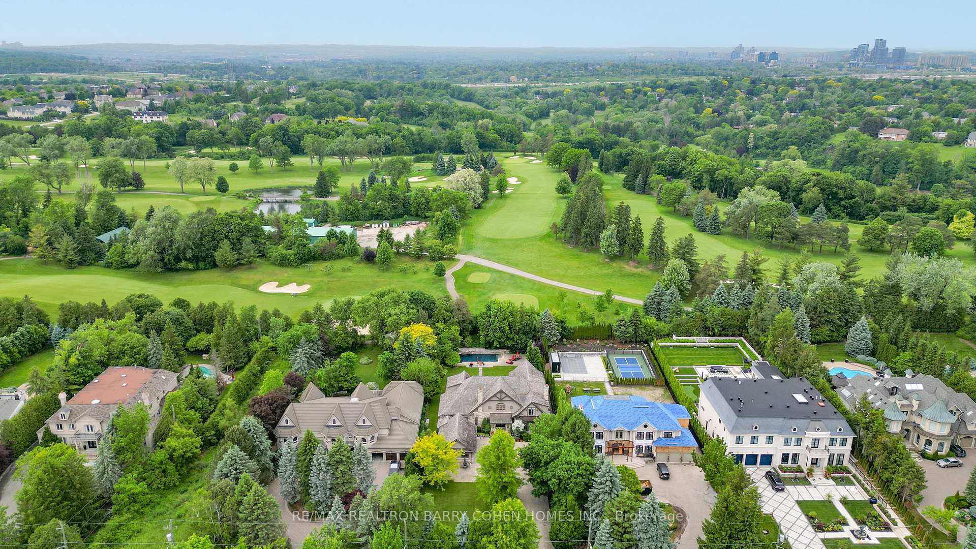 Photo 49 of 55 Thornbank Road, Vaughan, Uplands — HOMEH
