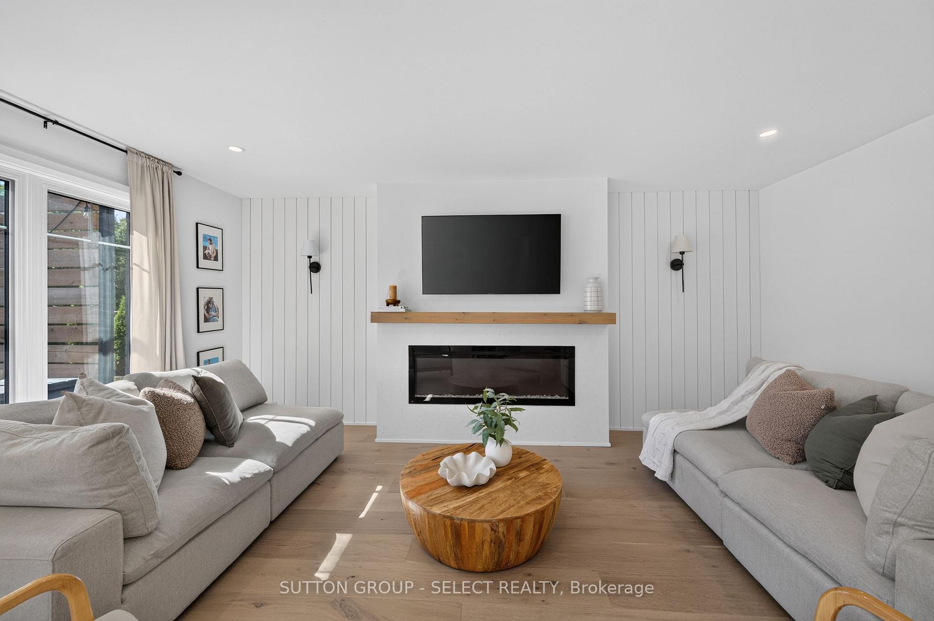Photo 15 of 107 Brandy Lane Road, London, North I — HOMEH
