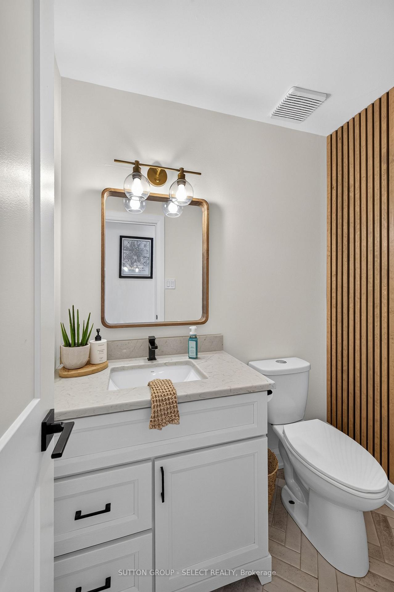 Photo 18 of 107 Brandy Lane Road, London, North I — HOMEH