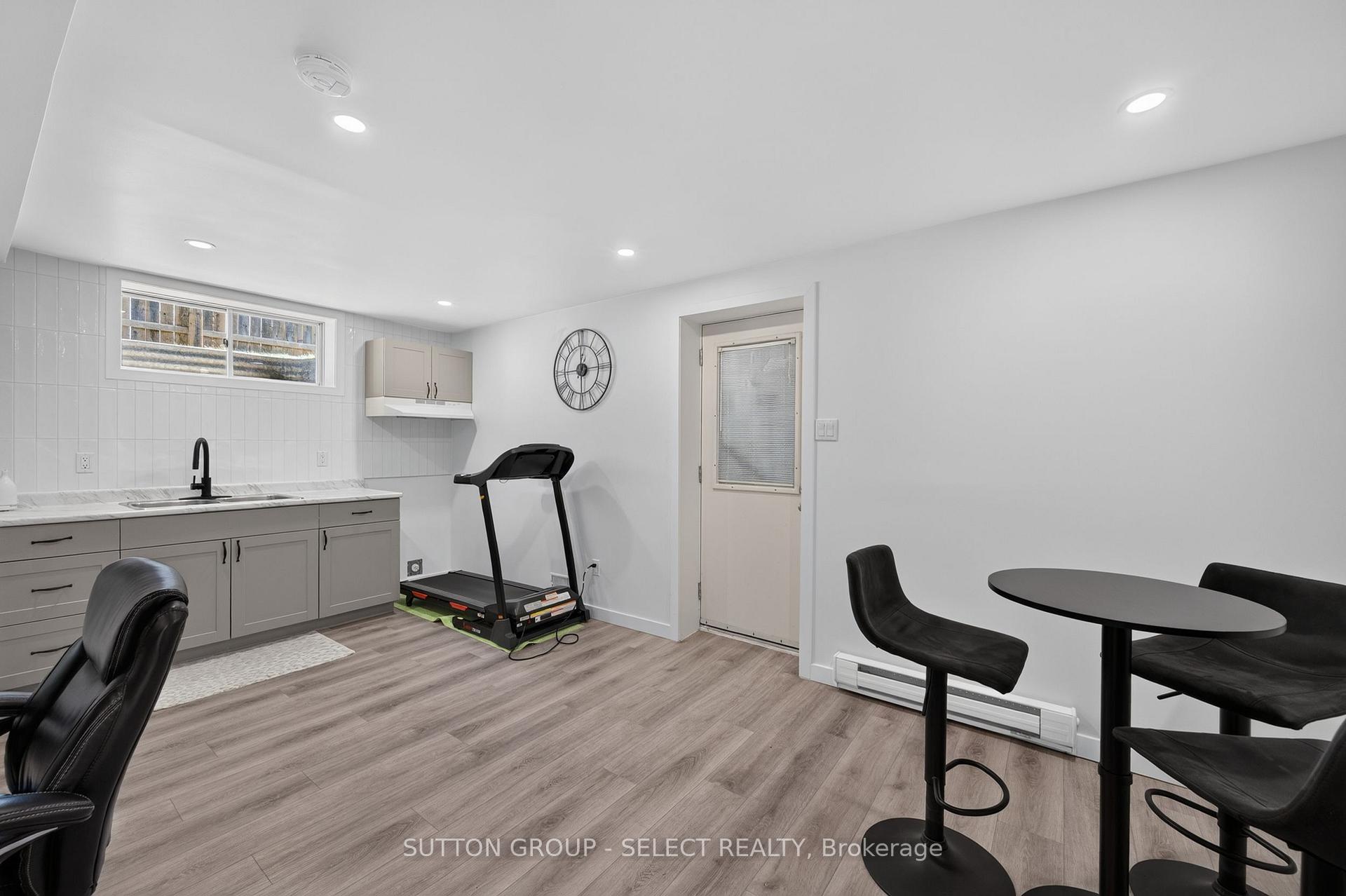 Photo 33 of 107 Brandy Lane Road, London, North I — HOMEH