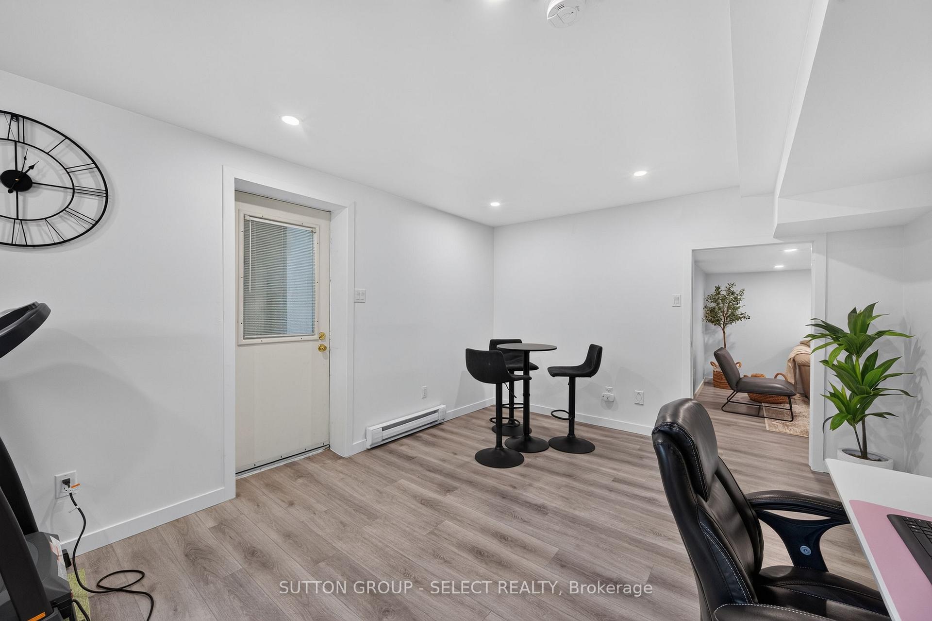 Photo 40 of 107 Brandy Lane Road, London, North I — HOMEH