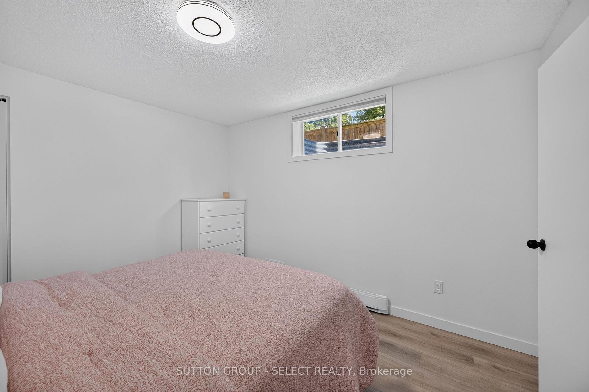 Photo 42 of 107 Brandy Lane Road, London, North I — HOMEH