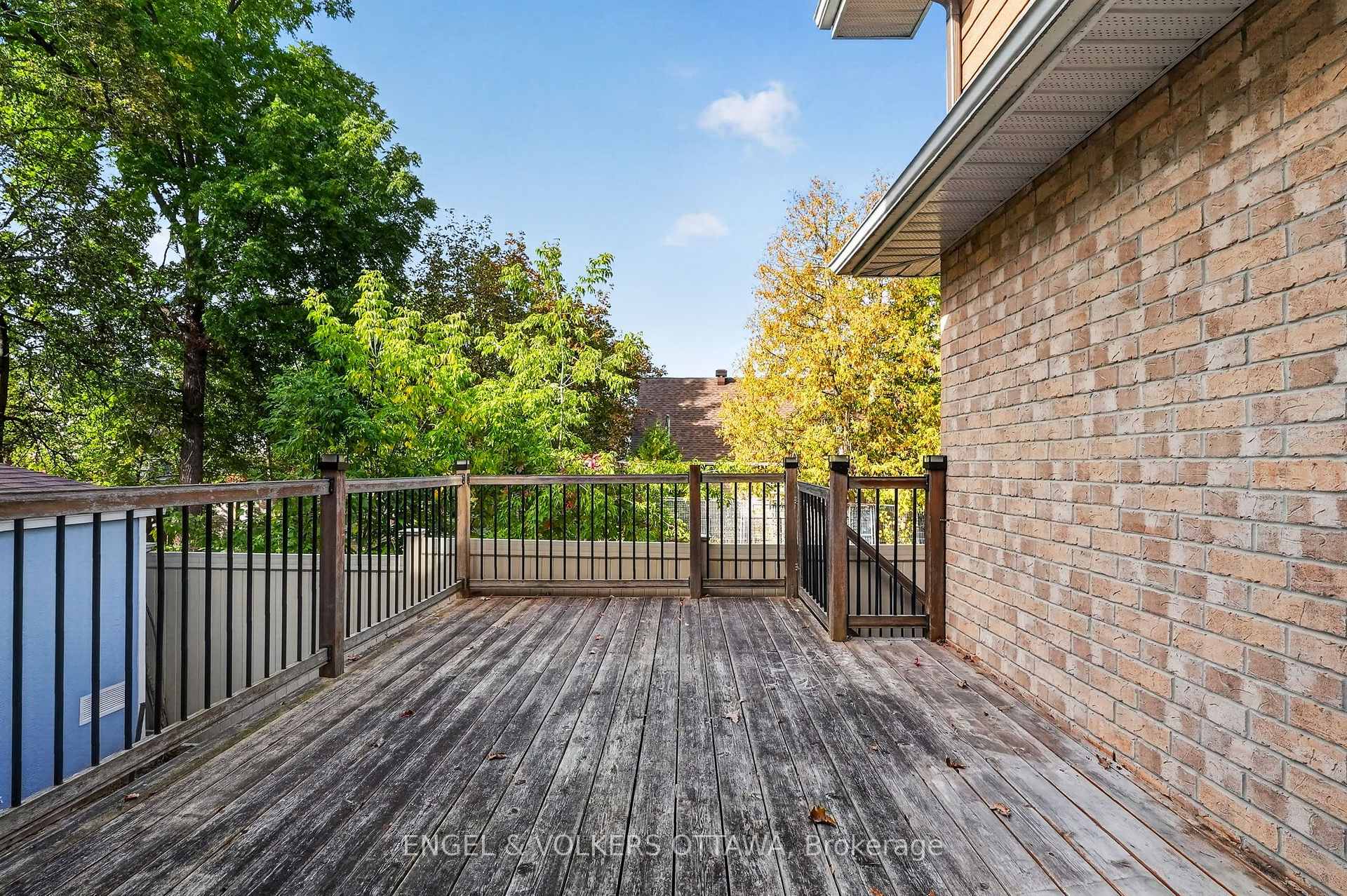 Photo 12 of 1330 Kilborn Avenue, Ottawa, Alta Vista — HOMEH