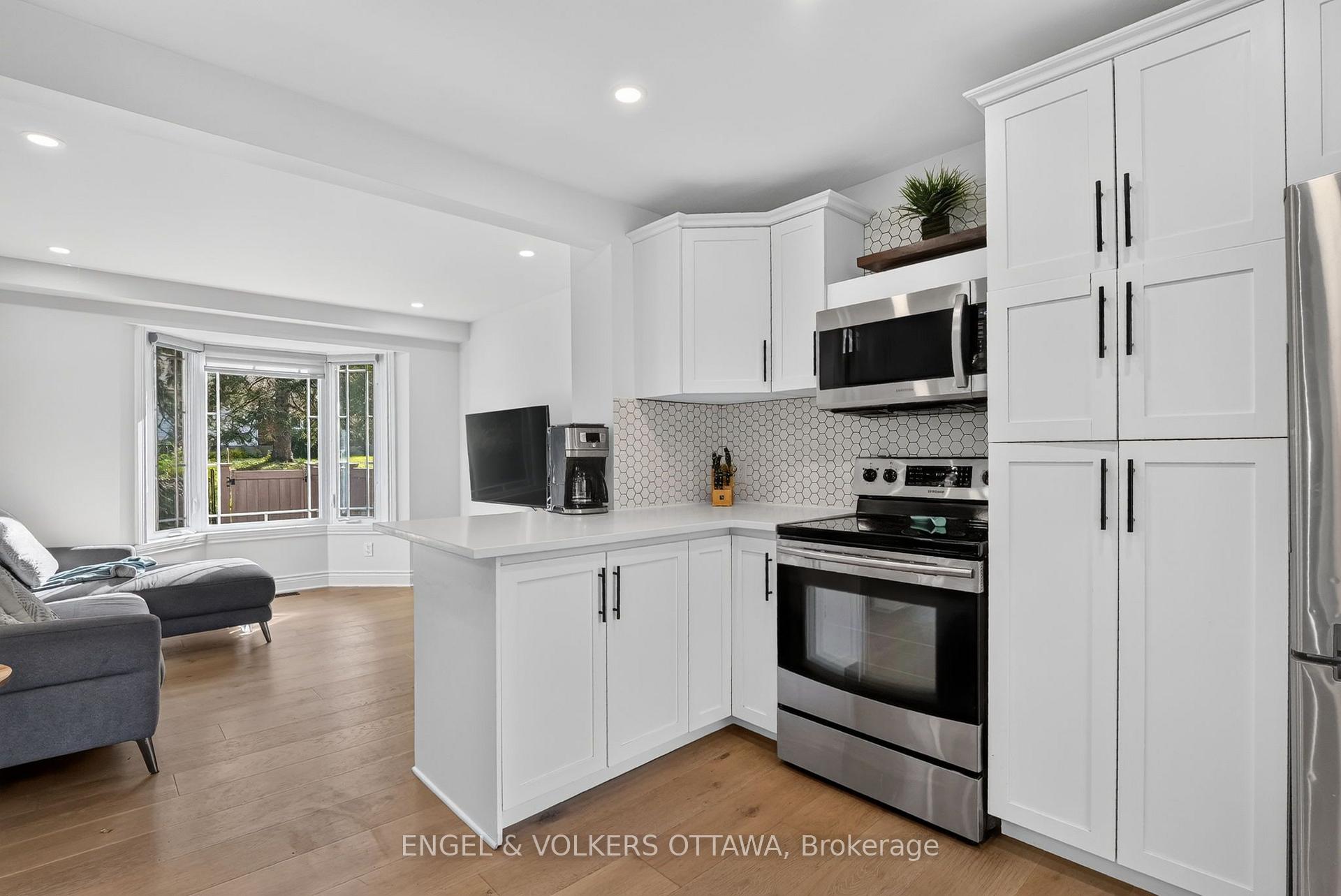 Photo 13 of 1330 Kilborn Avenue, Ottawa, Alta Vista — HOMEH