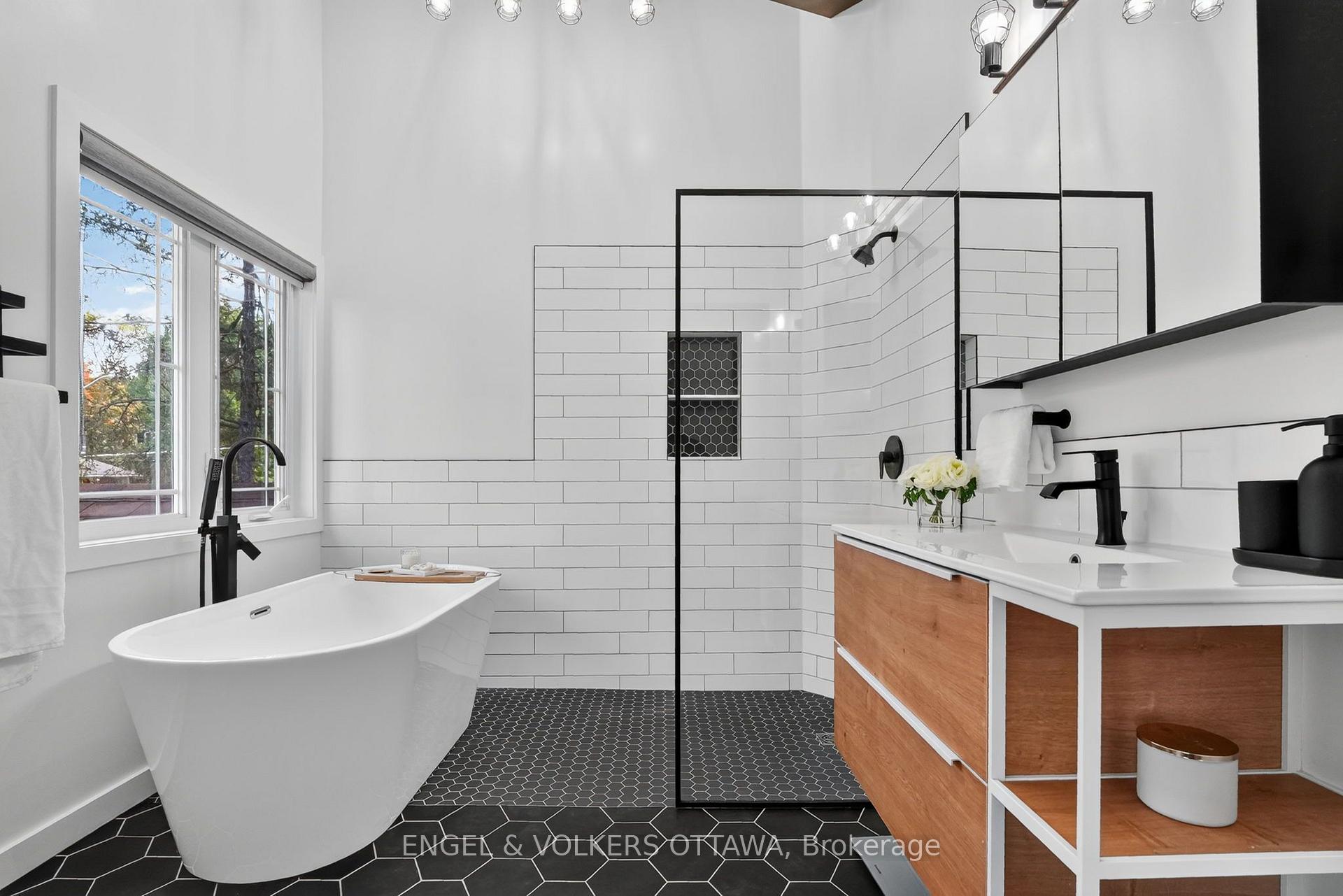 Photo 24 of 1330 Kilborn Avenue, Ottawa, Alta Vista — HOMEH