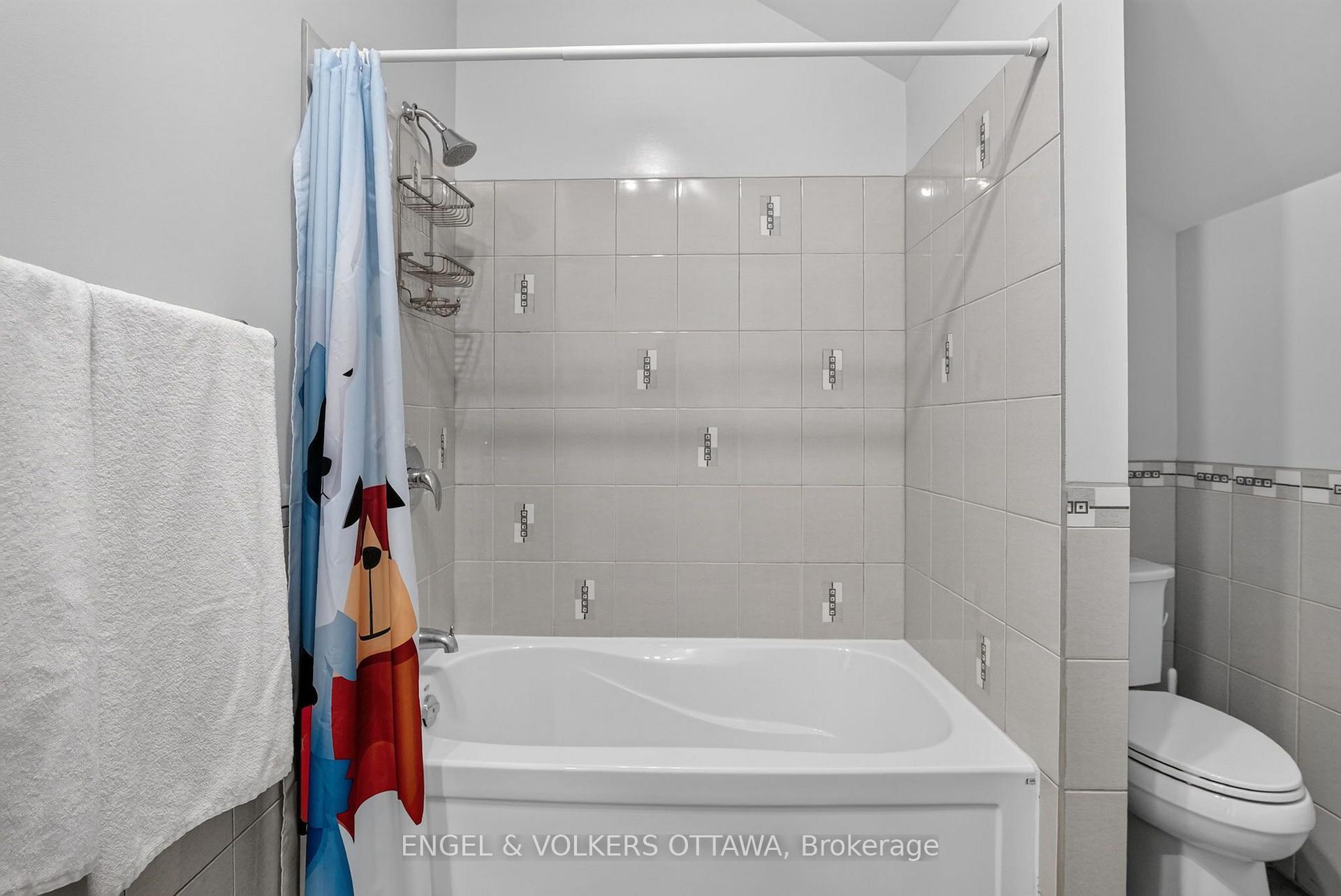 Photo 31 of 1330 Kilborn Avenue, Ottawa, Alta Vista — HOMEH