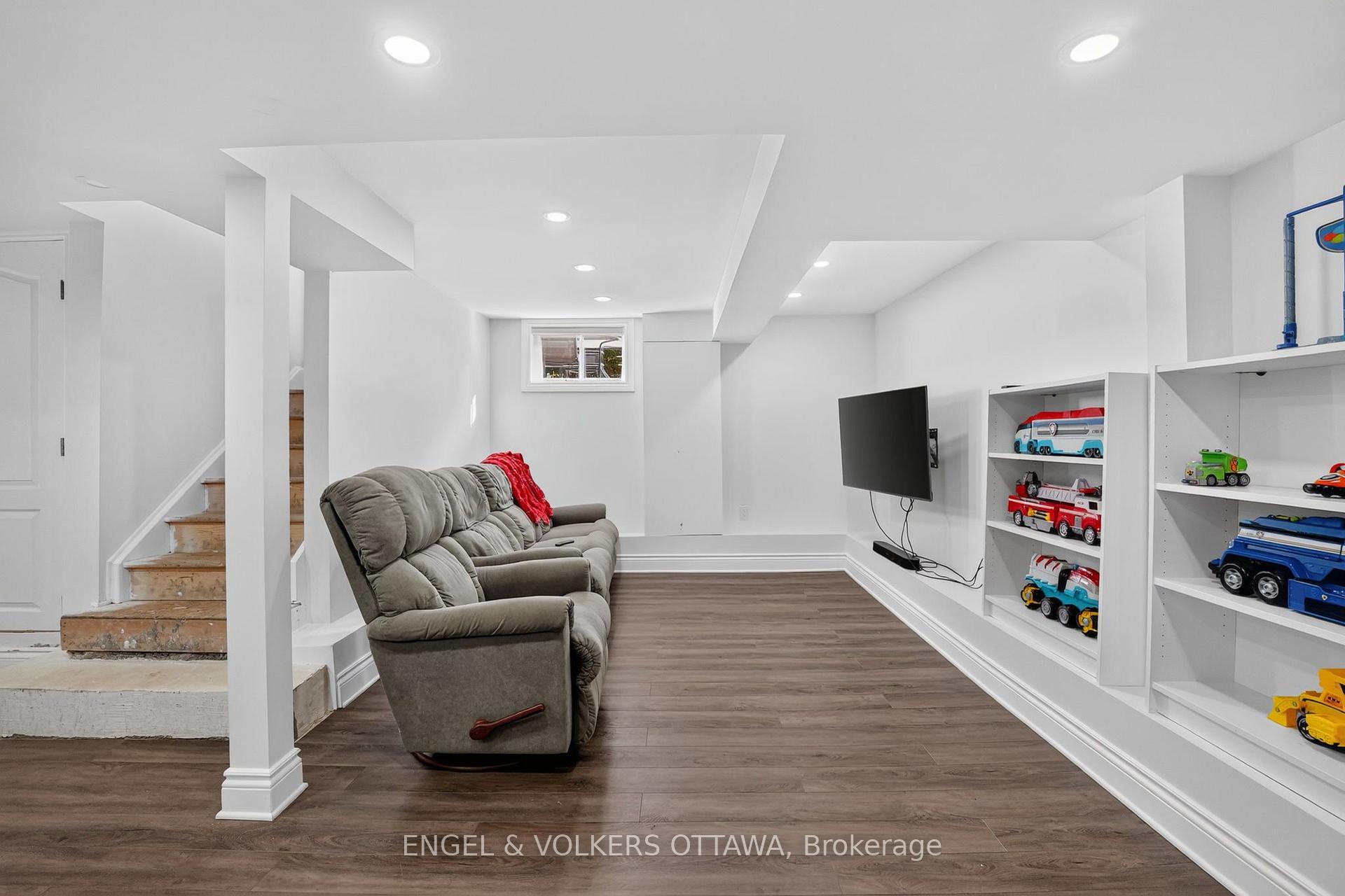 Photo 34 of 1330 Kilborn Avenue, Ottawa, Alta Vista — HOMEH